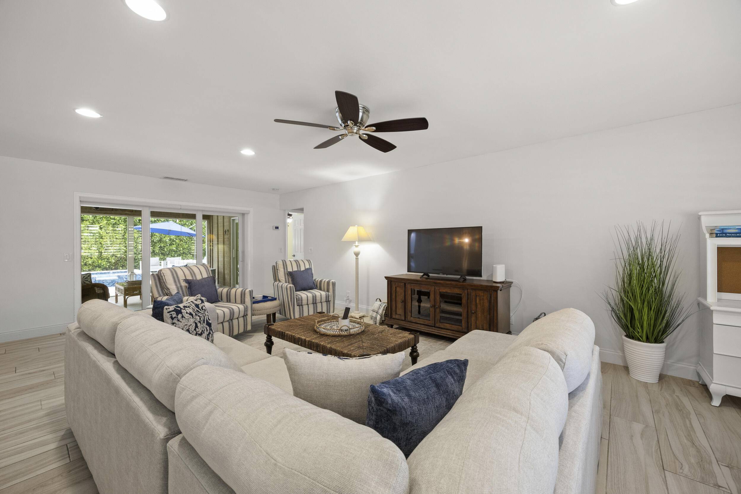 Jupiter, FL 33469,52 E Pinehill TRL