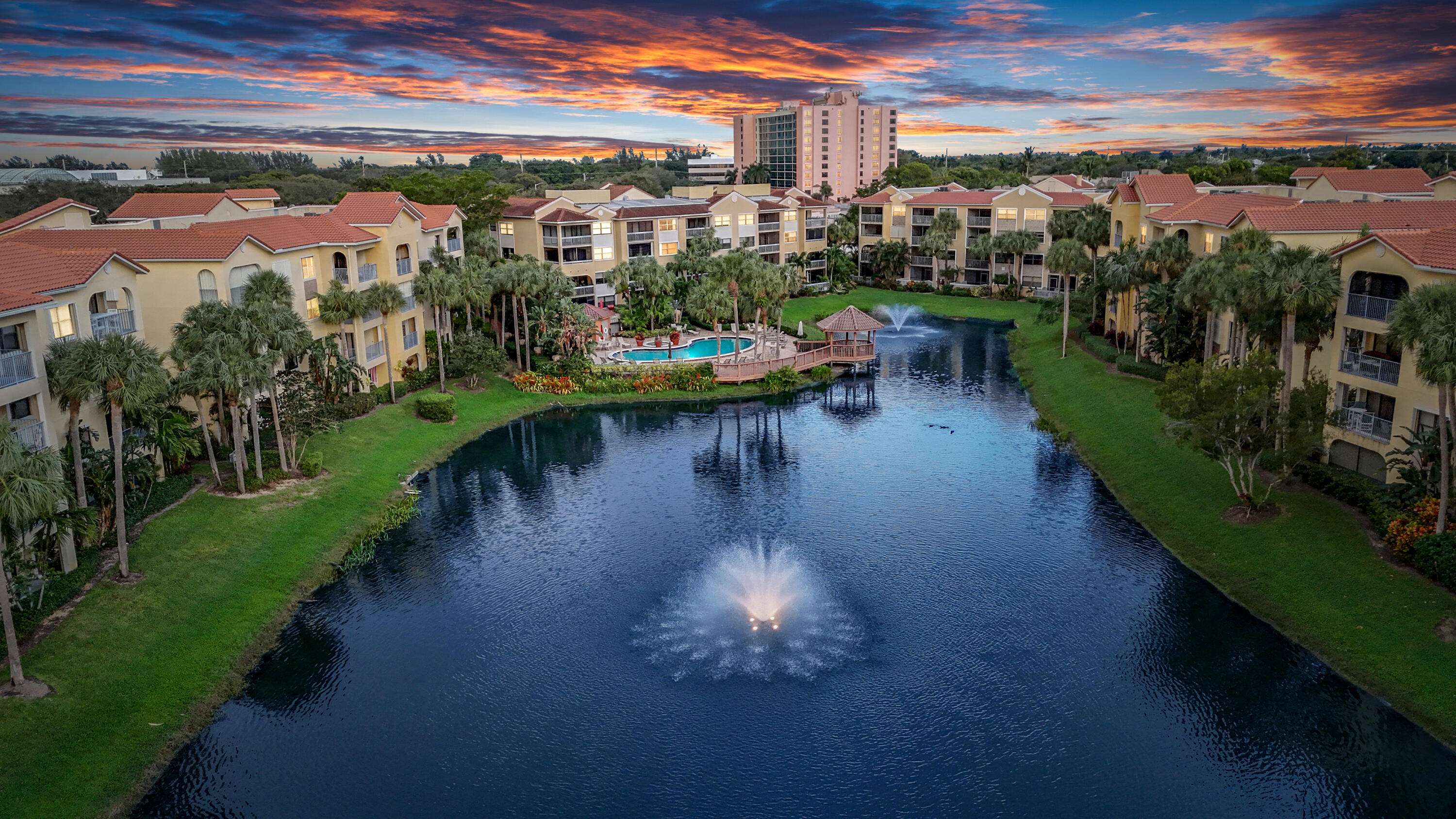 Juno Beach, FL 33408,66 Uno Lago DR