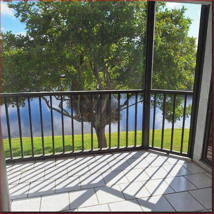 Greenacres, FL 33413,410 Harbour Pointe WAY