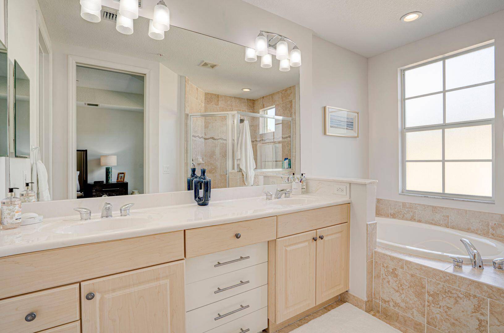 Palm Beach Gardens, FL 33410,2570 Gardens Pkwy