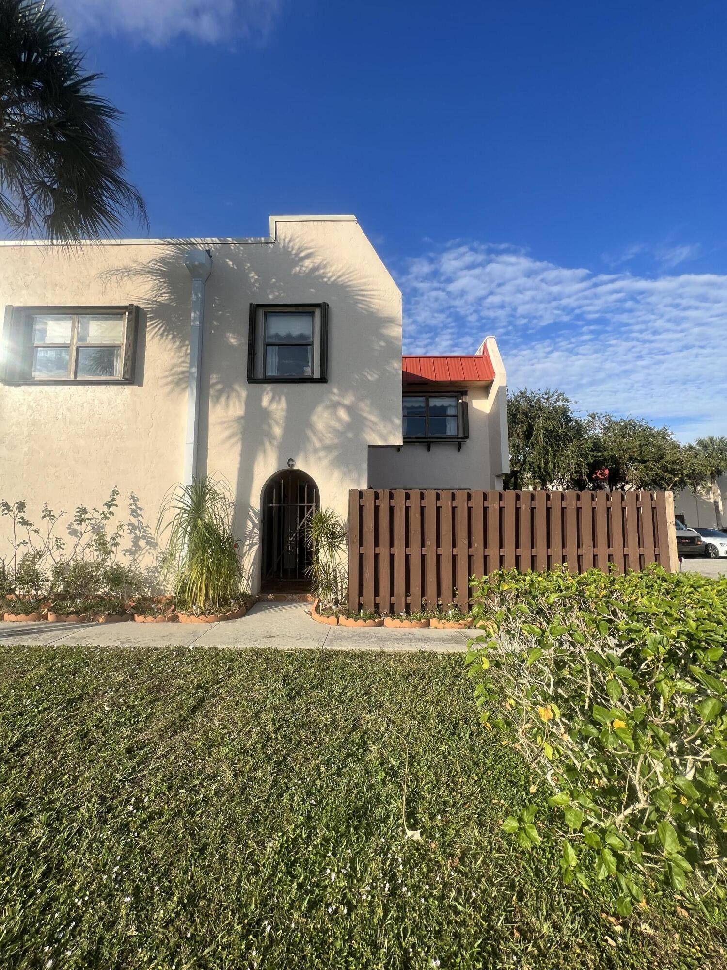 Greenacres, FL 33463,6315 Seven Springs BLVD C