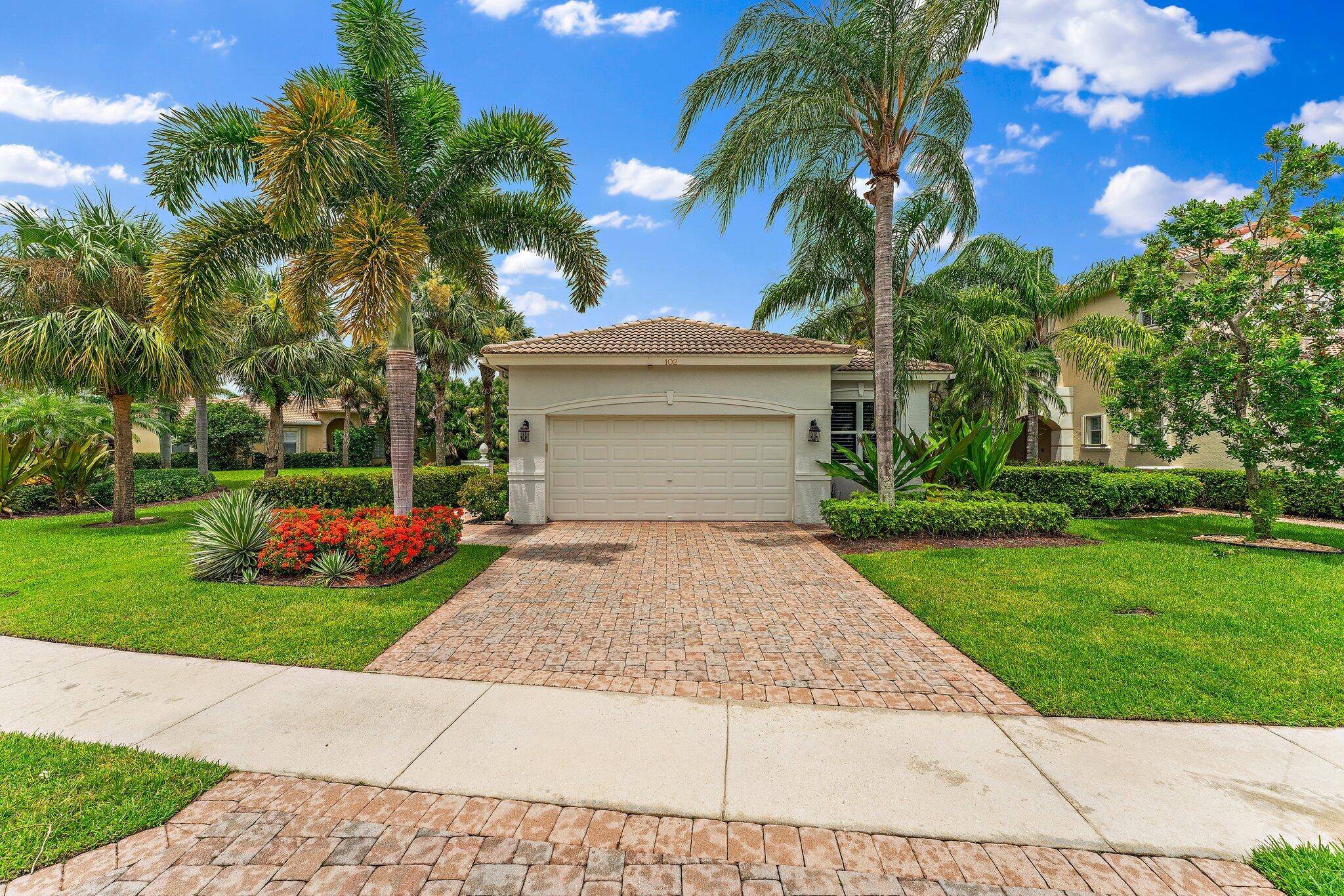 Palm Beach Gardens, FL 33418,102 Isle Verde WAY