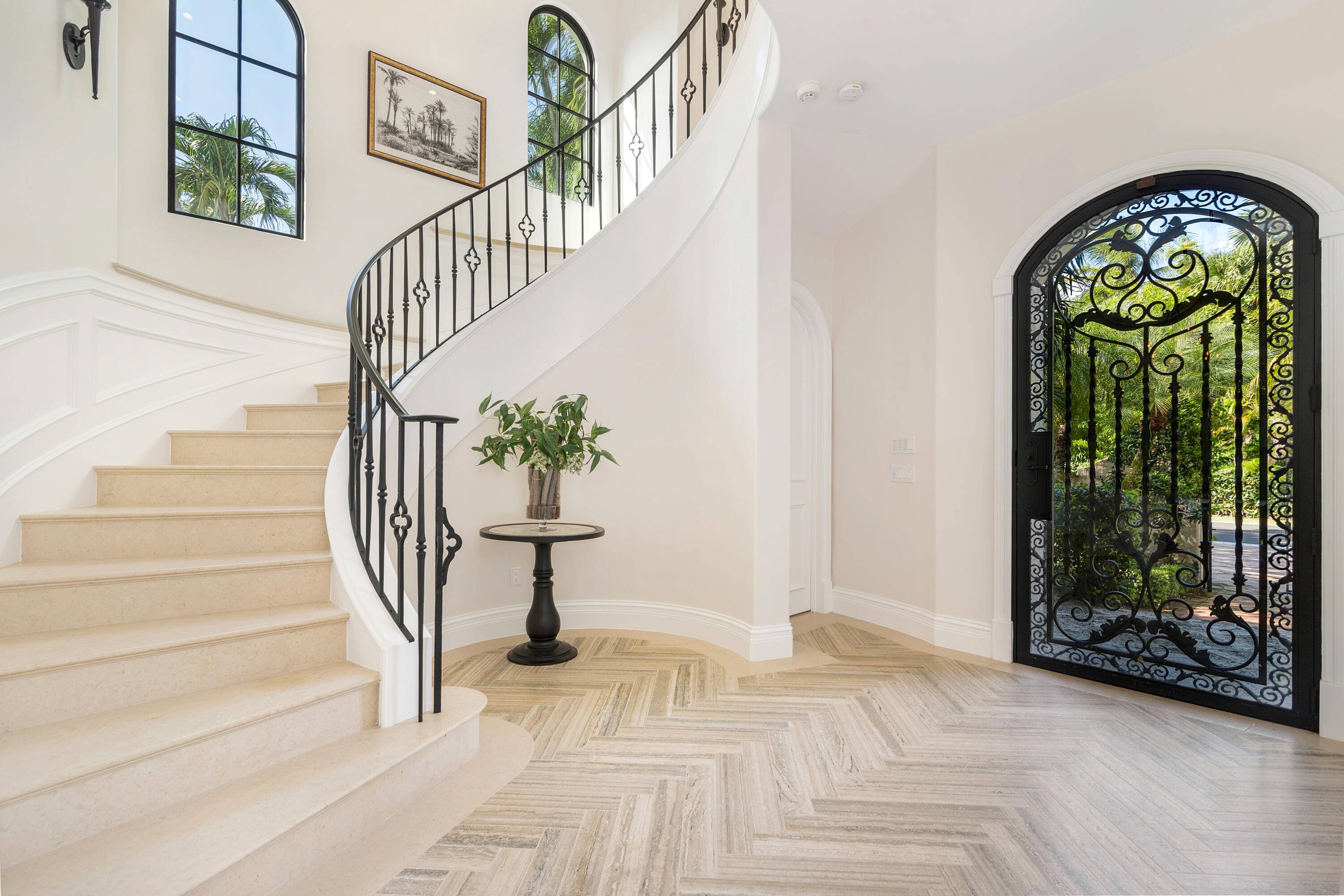 Palm Beach, FL 33480,236 Via Las Brisas