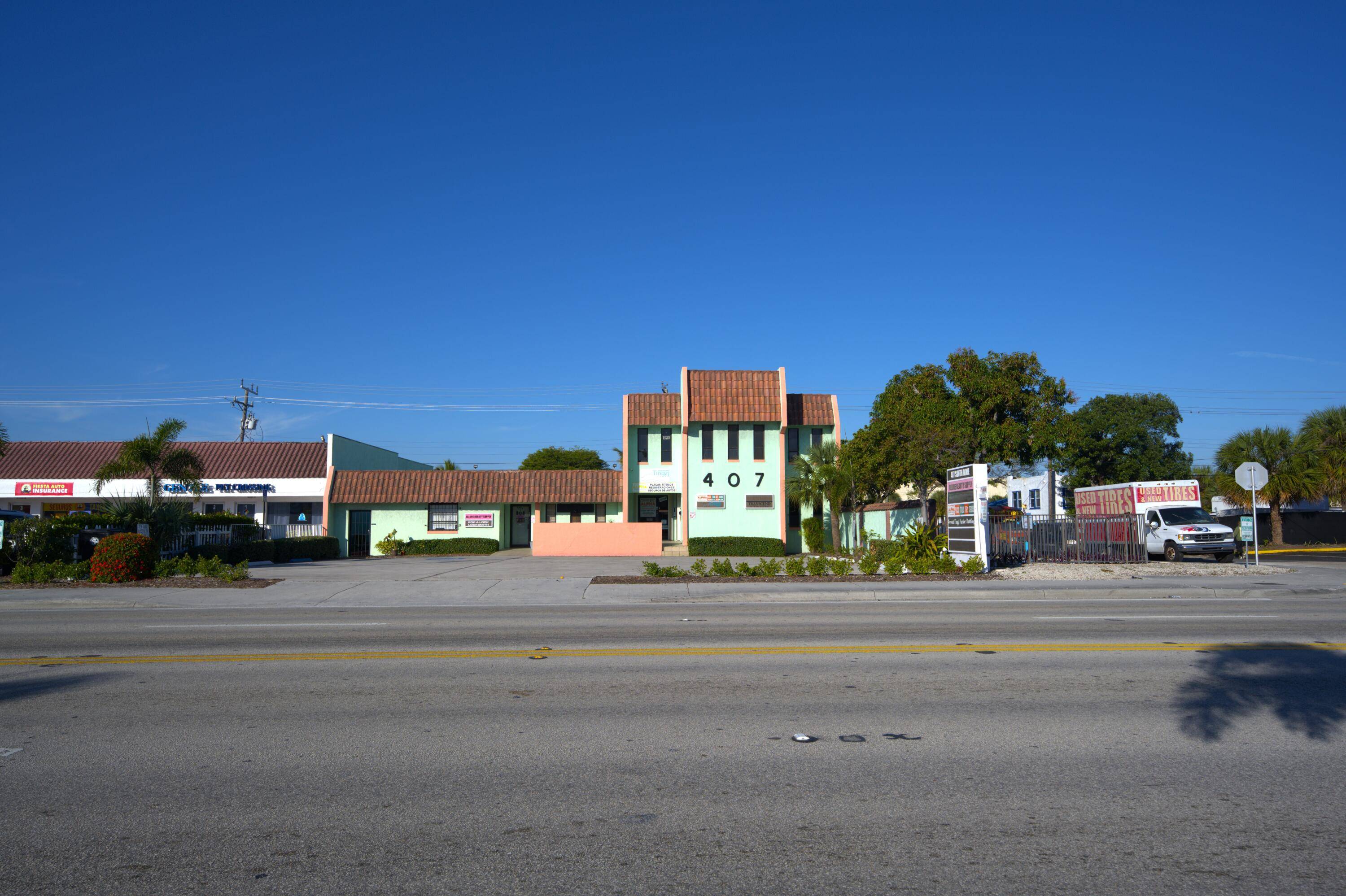 Lake Worth Beach, FL 33460,401 S Dixie HWY 107