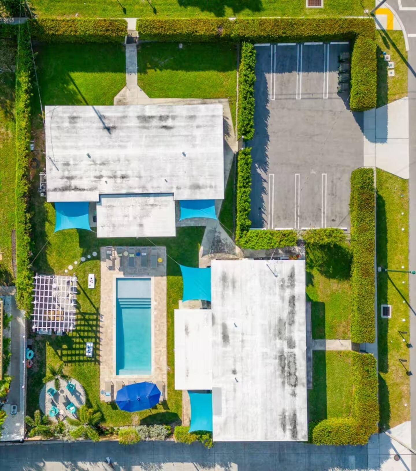 Delray Beach, FL 33483,304 SE 3rd ST