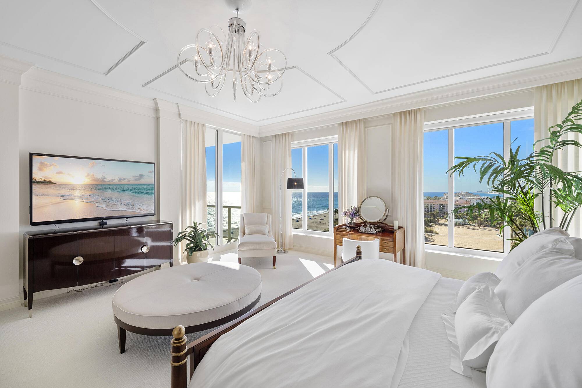 Riviera Beach, FL 33404,2700 N Ocean DR 902a