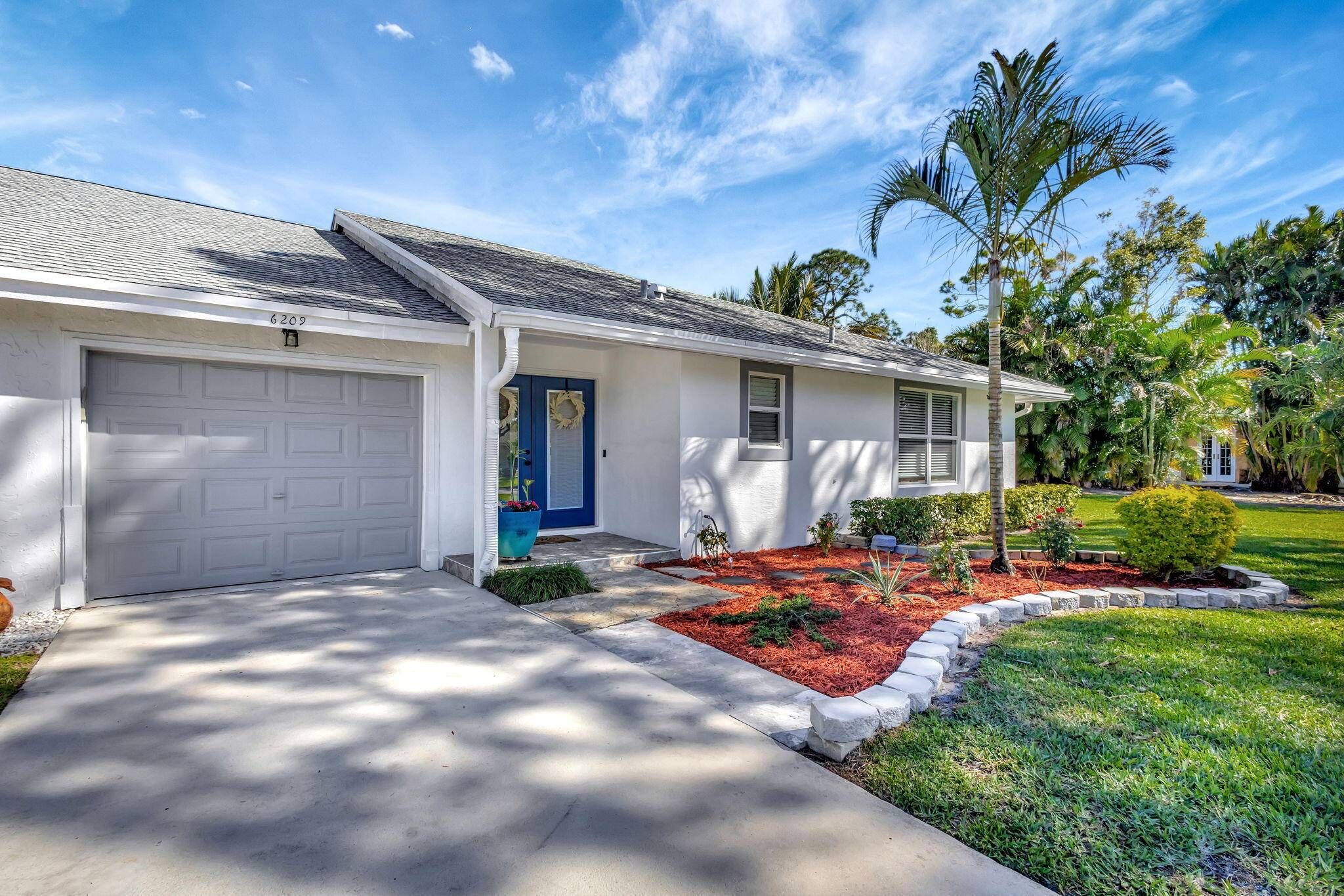 Palm Beach Gardens, FL 33418,6209 Brandon ST