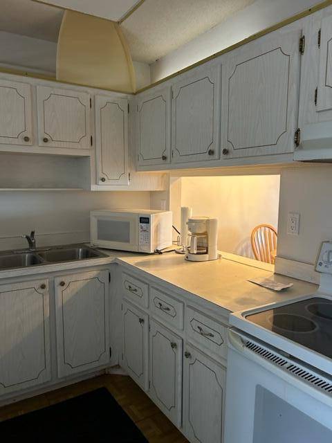 Lake Worth, FL 33461,2640 S Garden DR 212