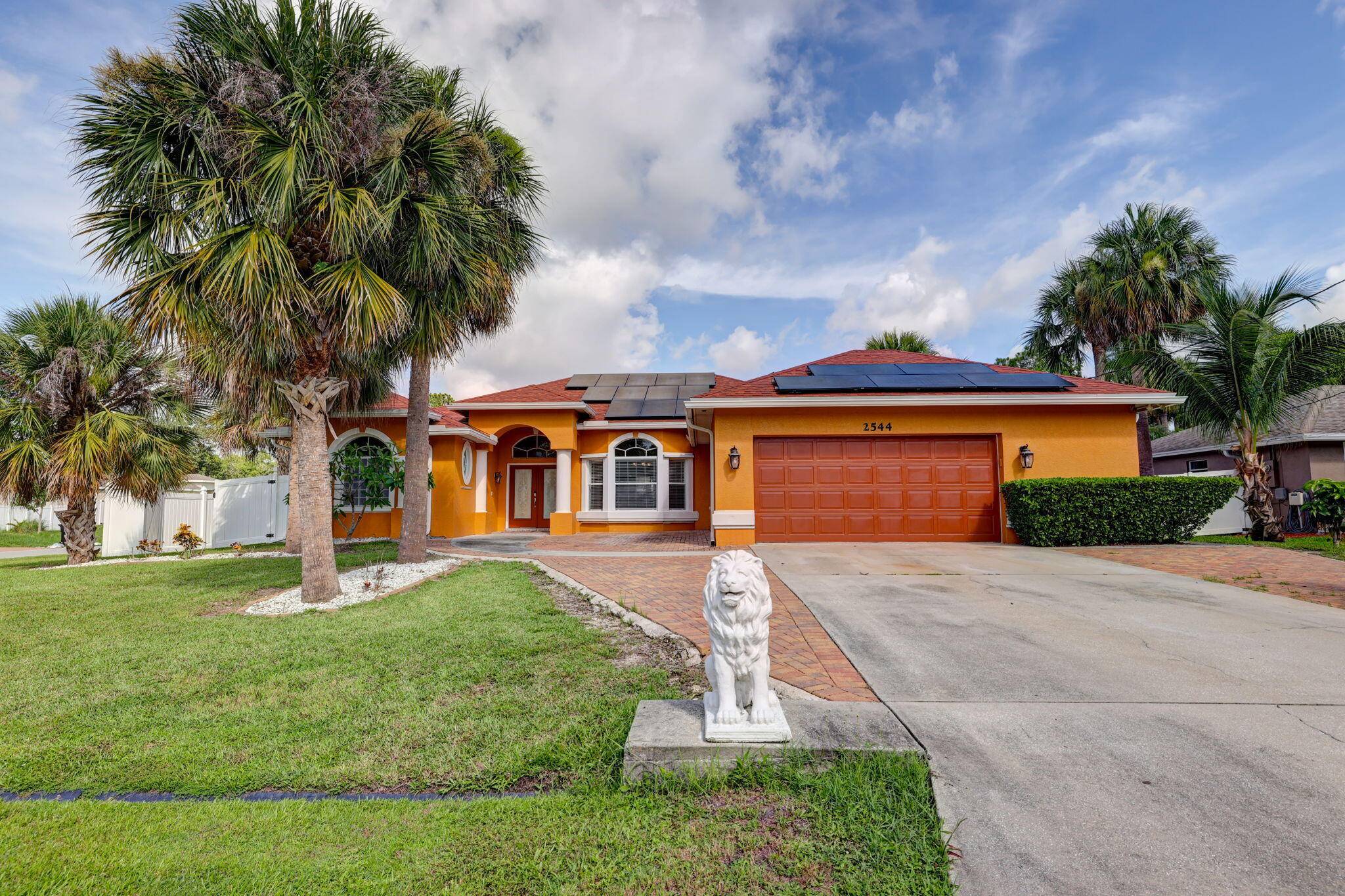 Port Saint Lucie, FL 34953,2544 SW Kenilworth ST