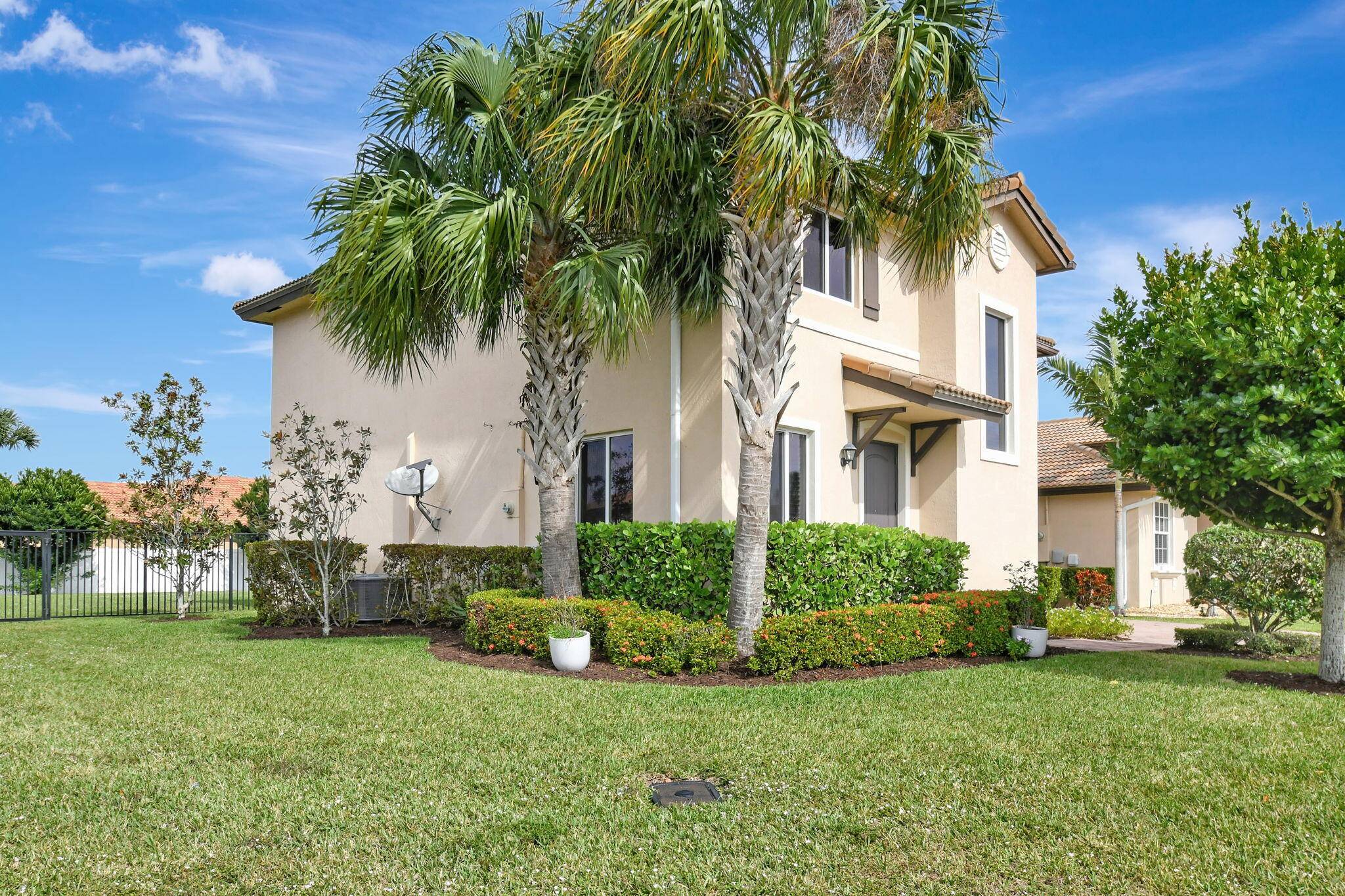 Lake Worth, FL 33463,7283 Prudencia DR
