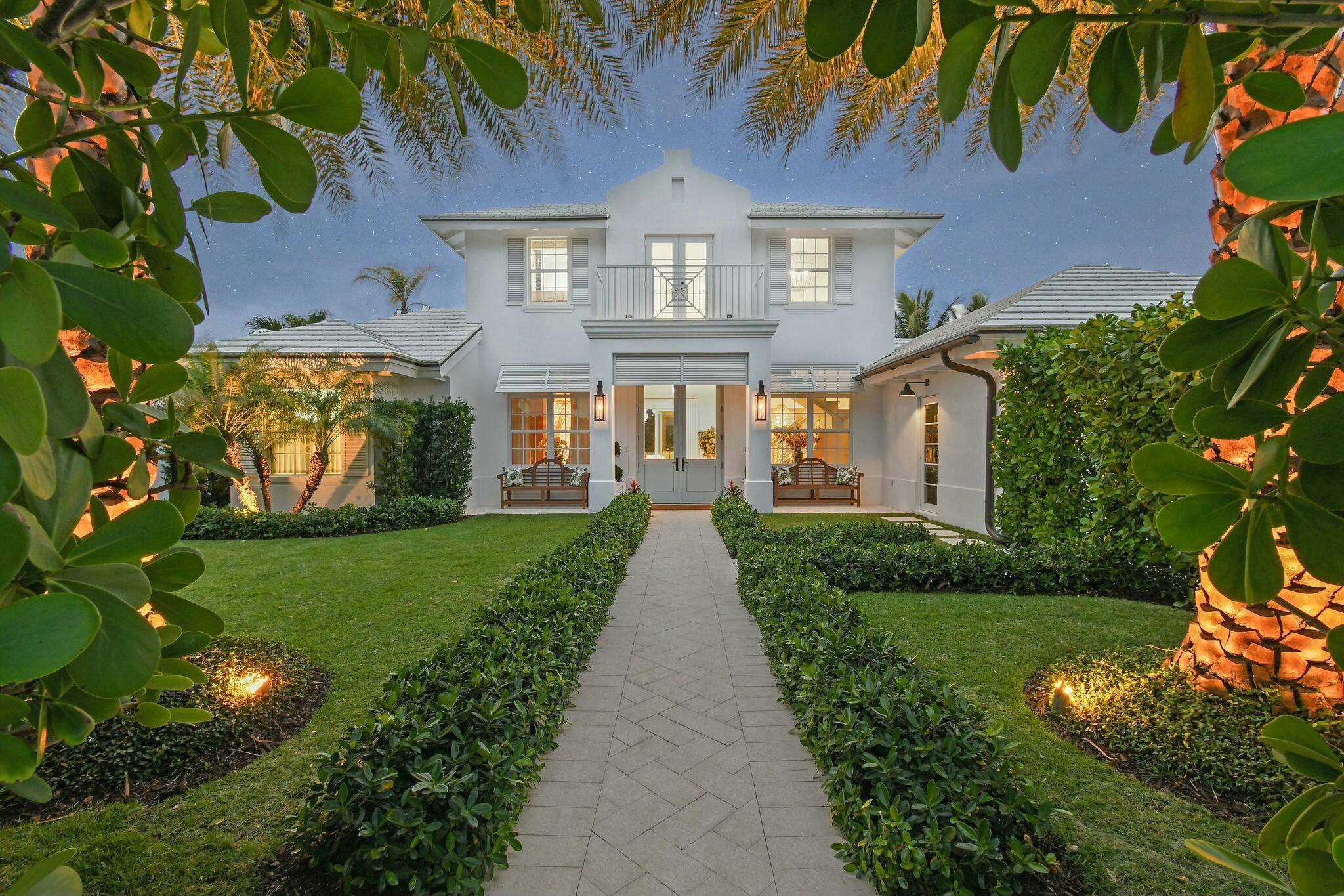 Jupiter Inlet Colony, FL 33469,193 Shelter LN