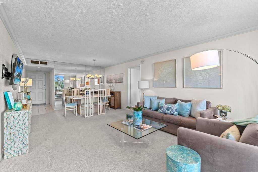 Boca Raton, FL 33487,6661 NW 2nd AVE 402
