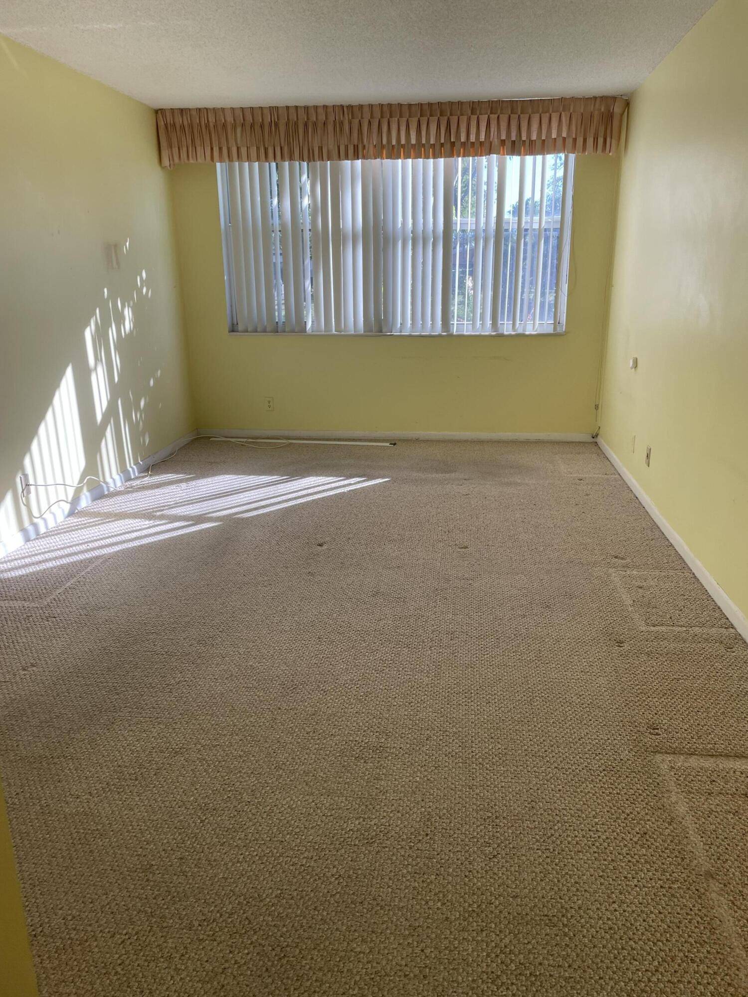 Margate, FL 33063,6870 Royal Palm BLVD 110m