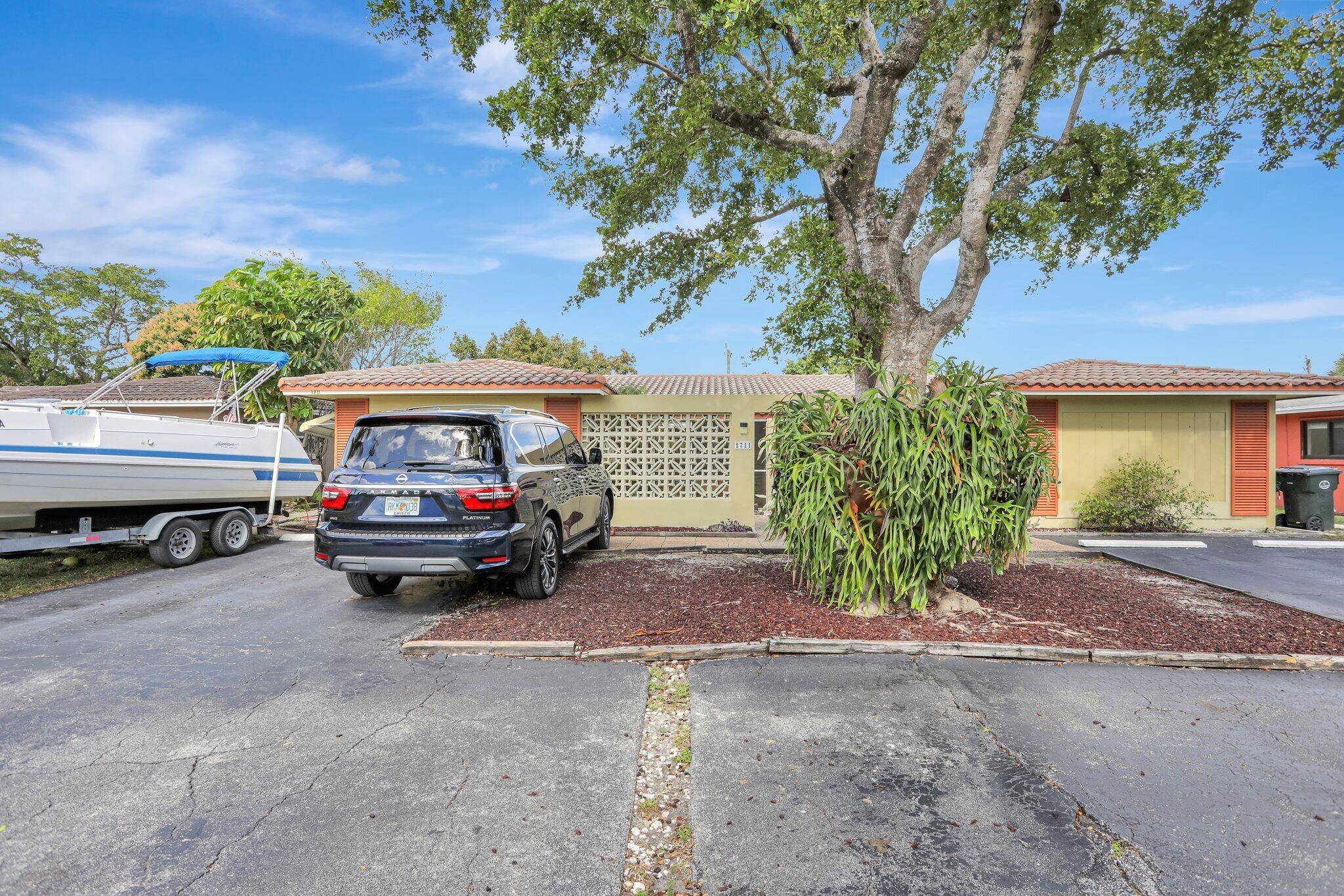 Oakland Park, FL 33334,1711 NE 45th ST