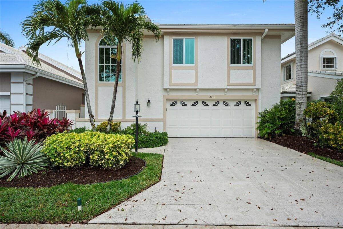 Palm Beach Gardens, FL 33418,223 W W Canterbury DR