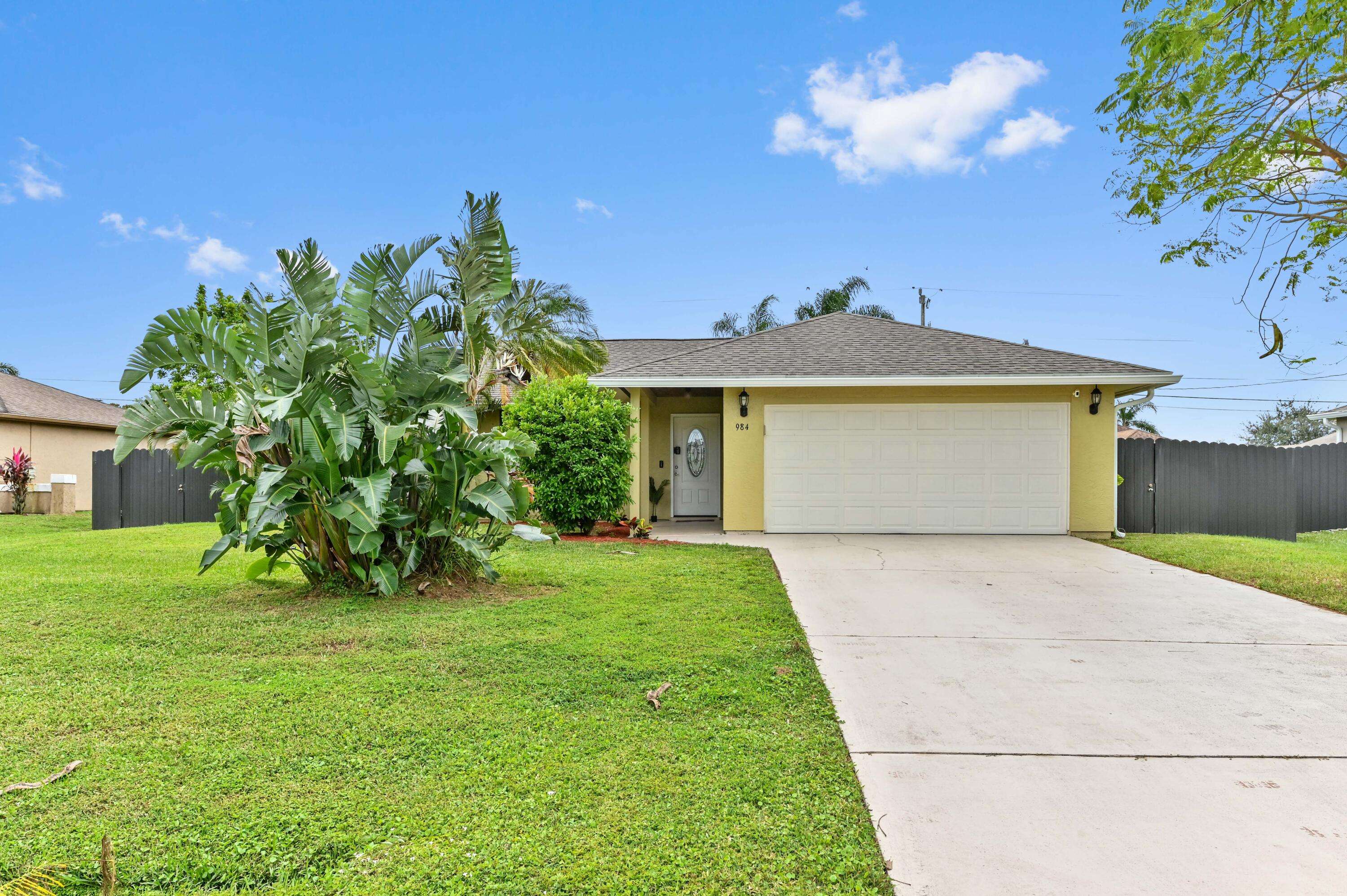 Port Saint Lucie, FL 34953,984 SW Cornelia AVE