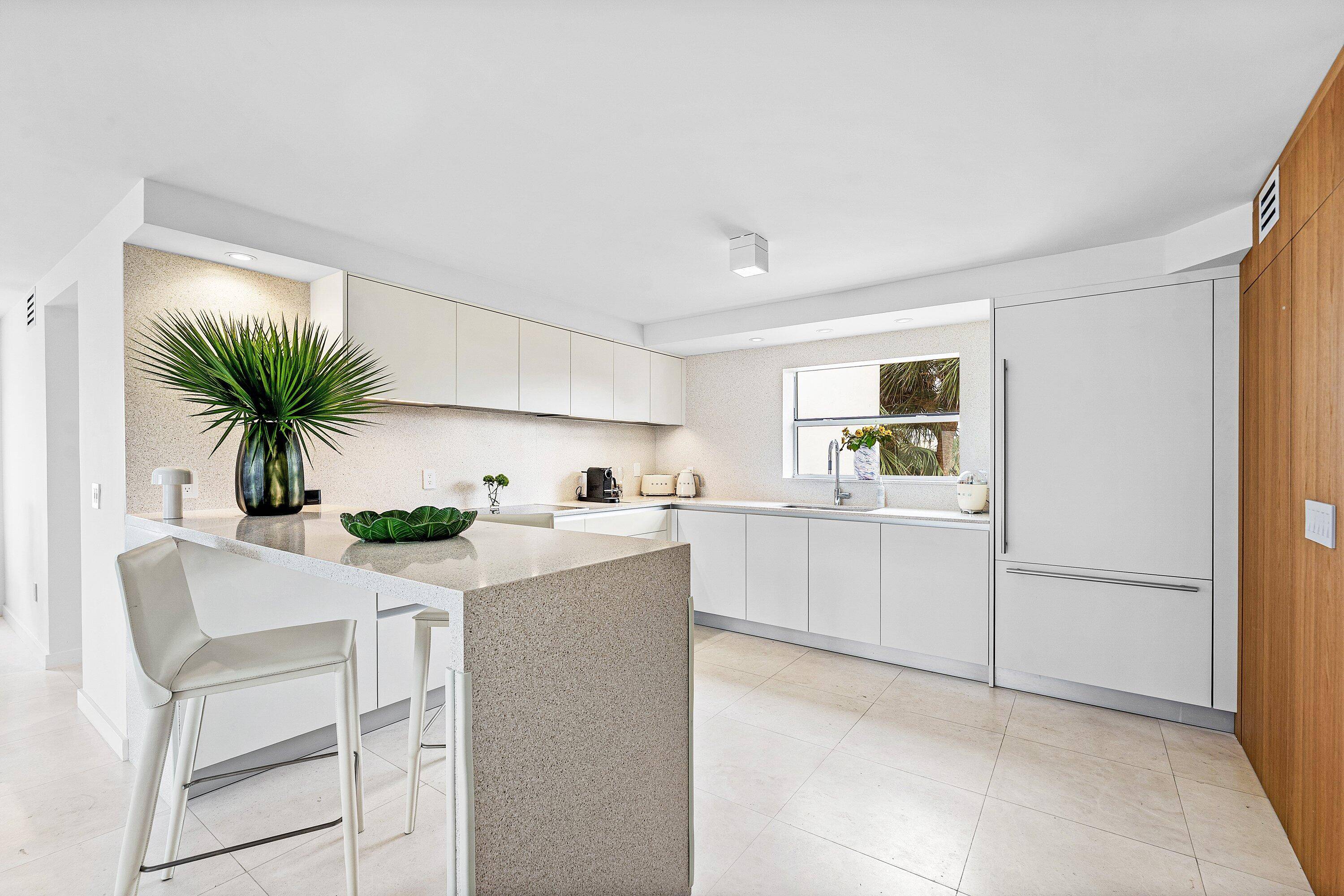 Gulf Stream, FL 33483,3951 N Ocean BLVD 201