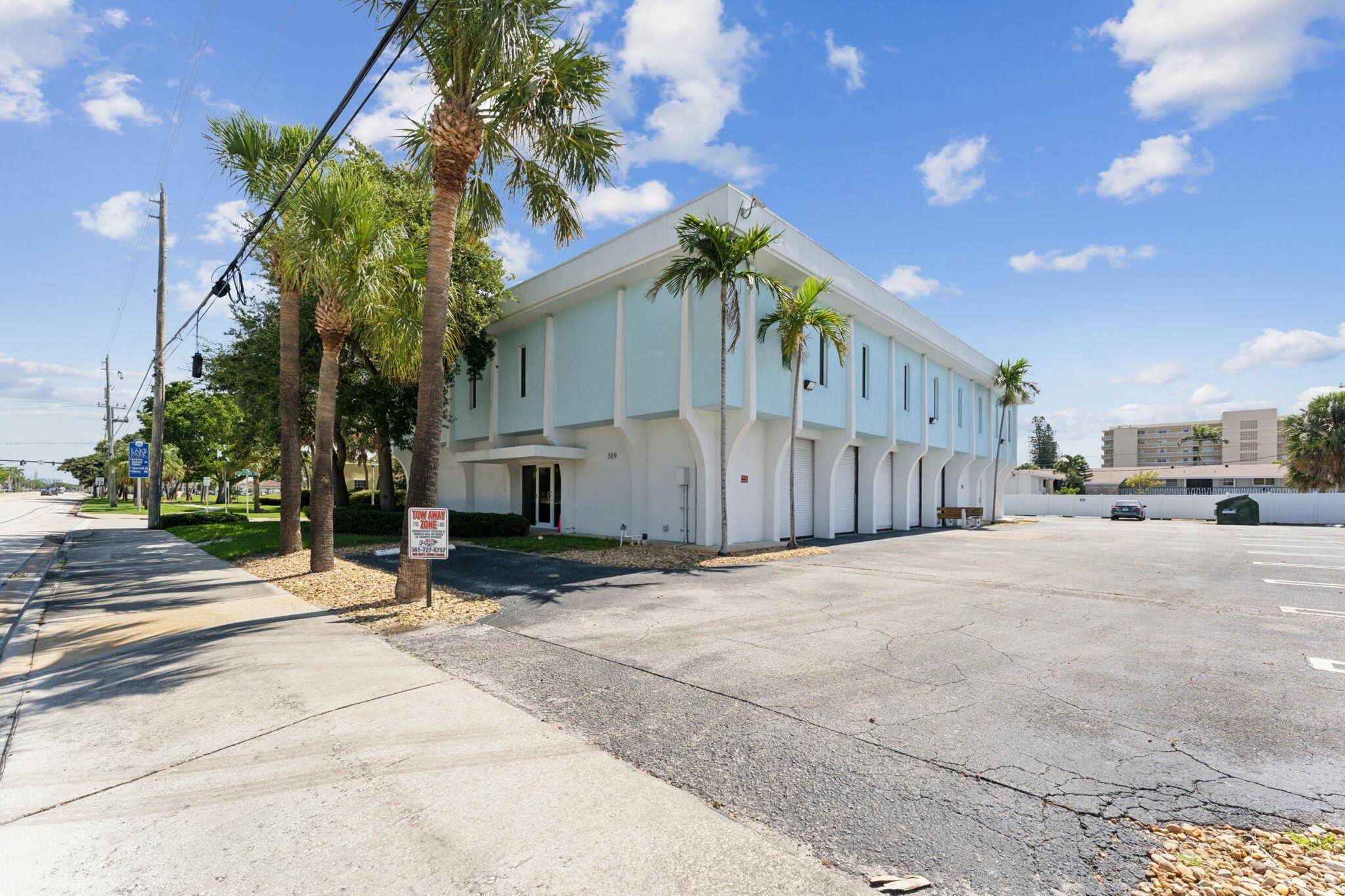 Lake Park, FL 33403,509 Federal HWY