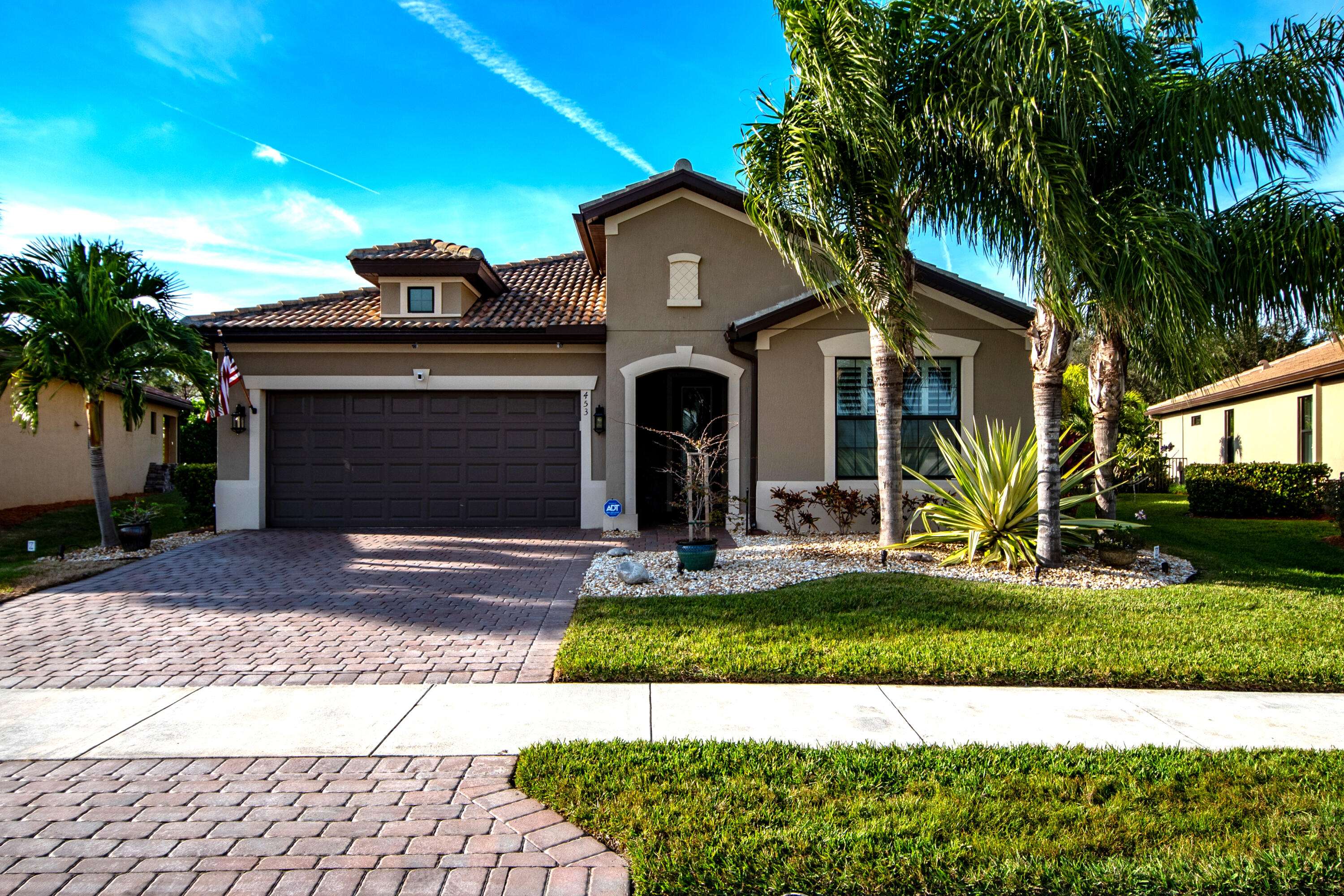 Port Saint Lucie, FL 34984,453 SE Bancroft CT