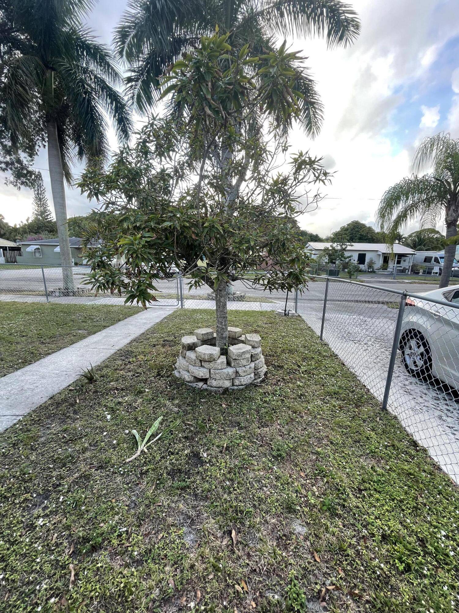 West Palm Beach, FL 33405,3024 Glenwood RD