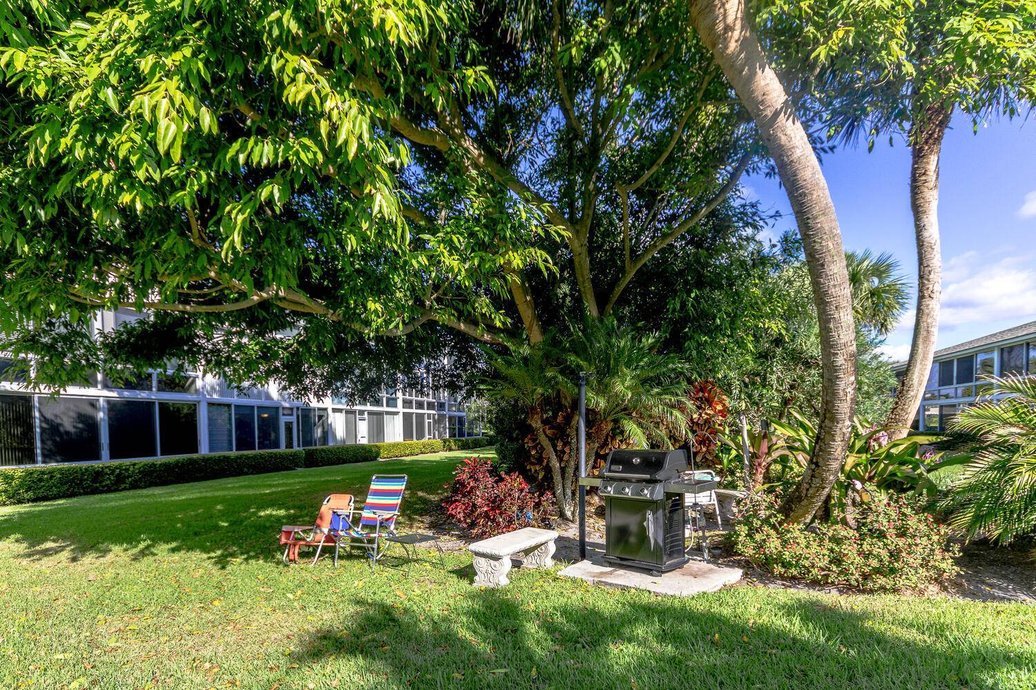 Juno Beach, FL 33408,50 Celestial WAY 101
