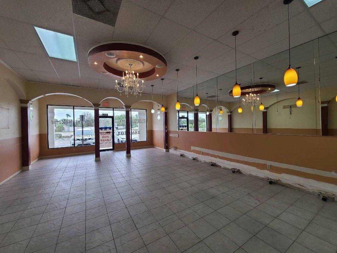 Stuart, FL 34997,6374 SE Federal HWY 6374