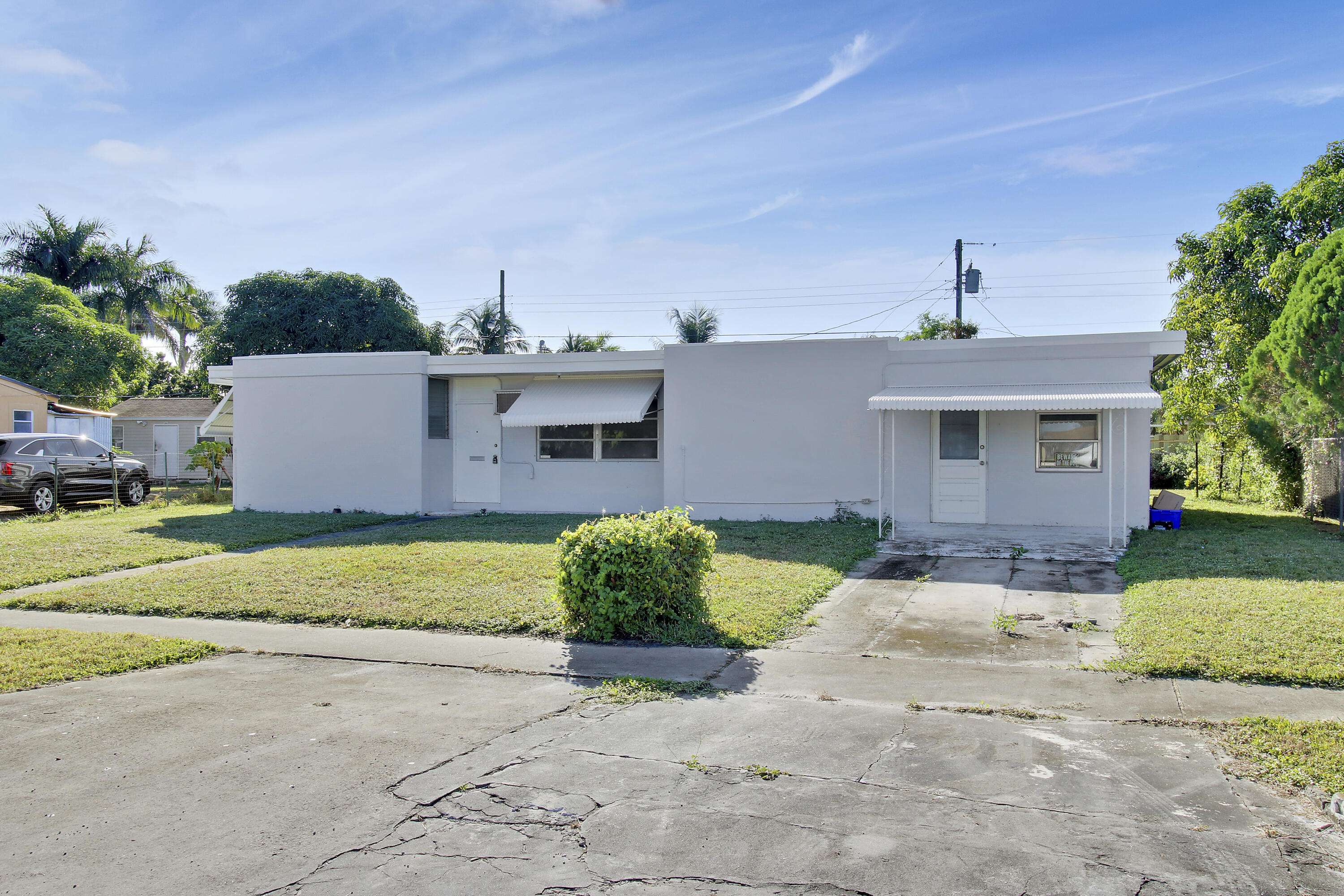 Lake Worth, FL 33462,3934 Tuskegee DR