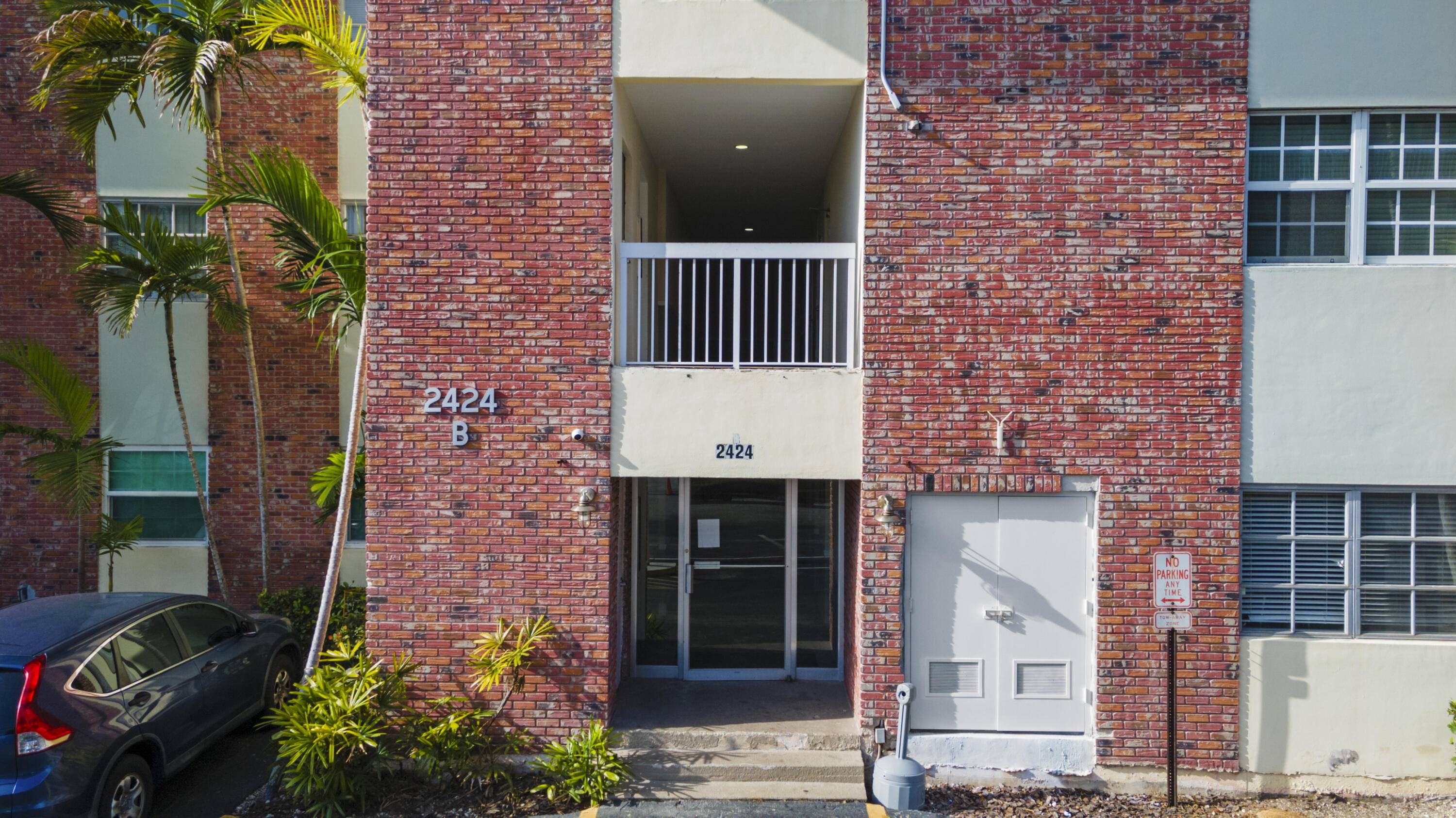Fort Lauderdale, FL 33316,2424 SE 17th ST B103