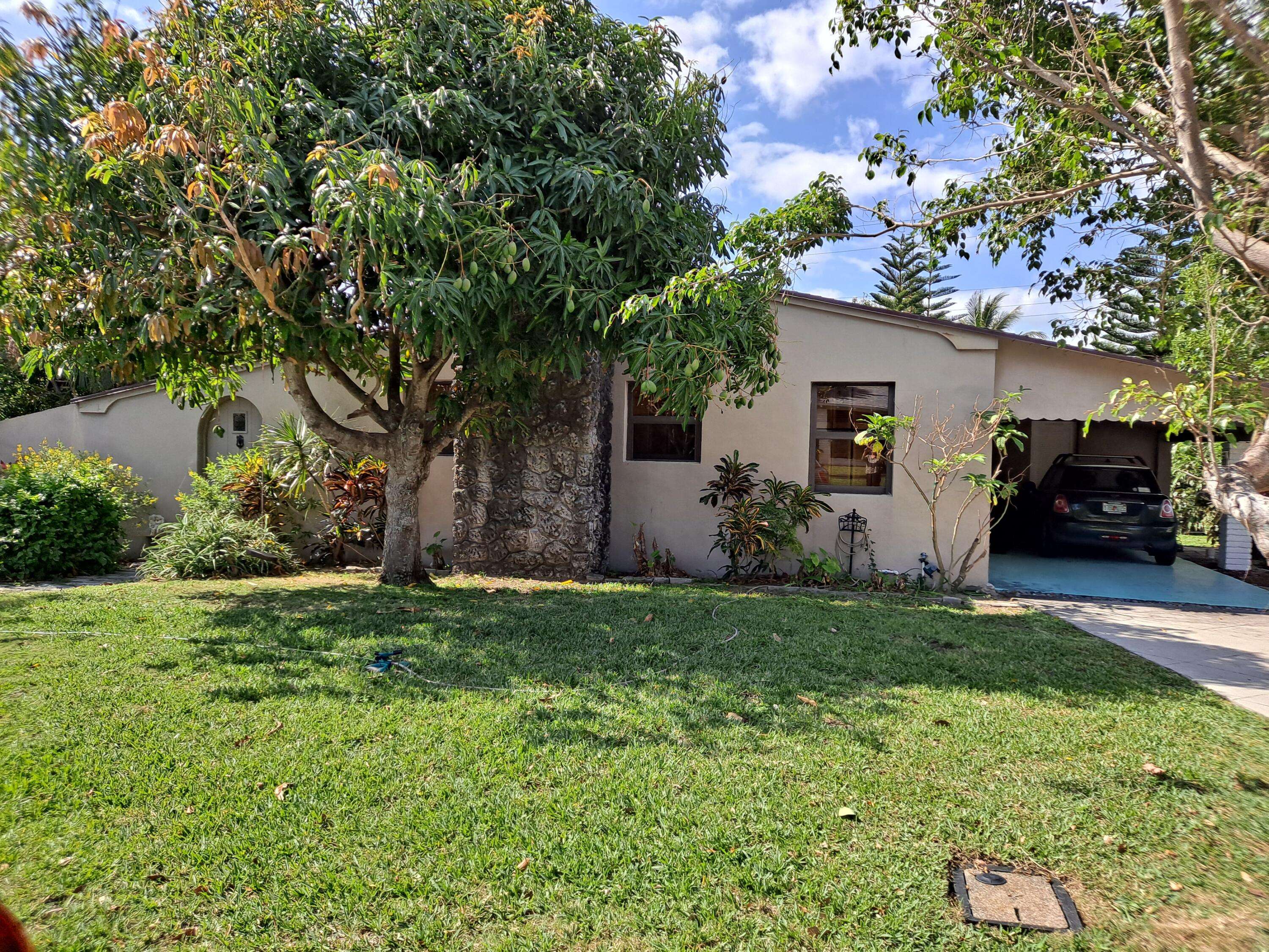Ocean Ridge, FL 33435,4 Sailfish LN