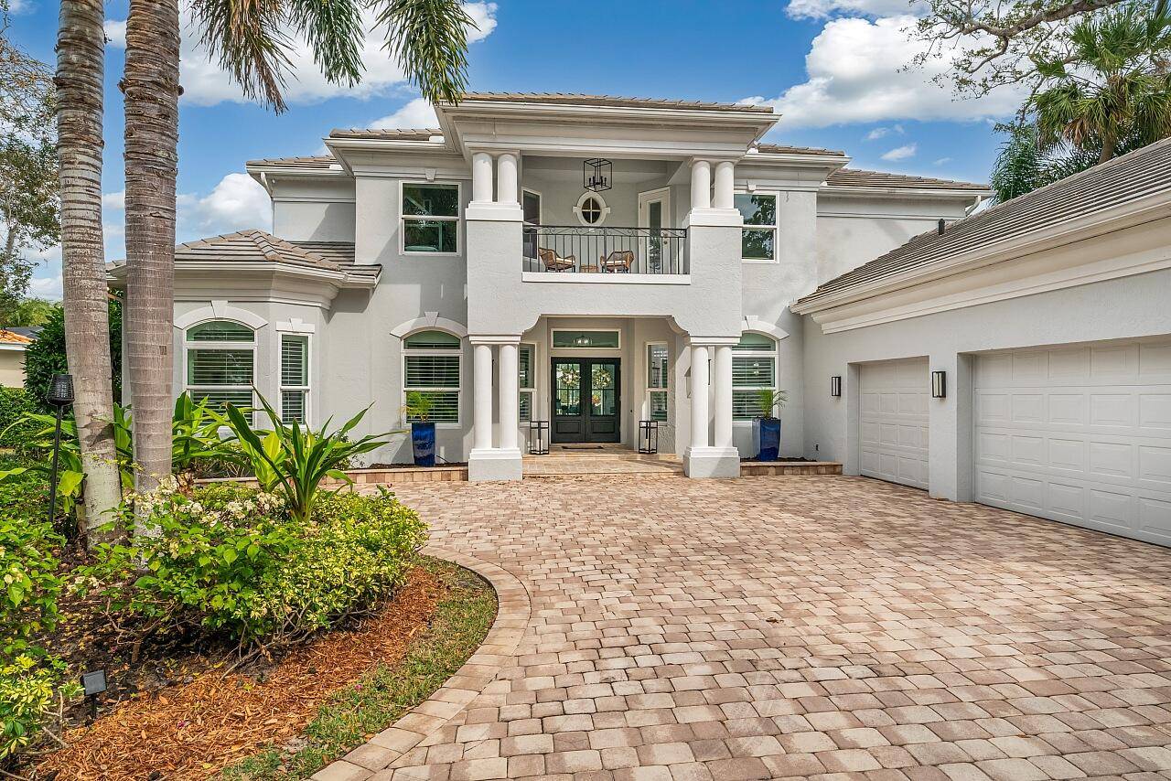 Vero Beach, FL 32963,700 Marbrisa River LN