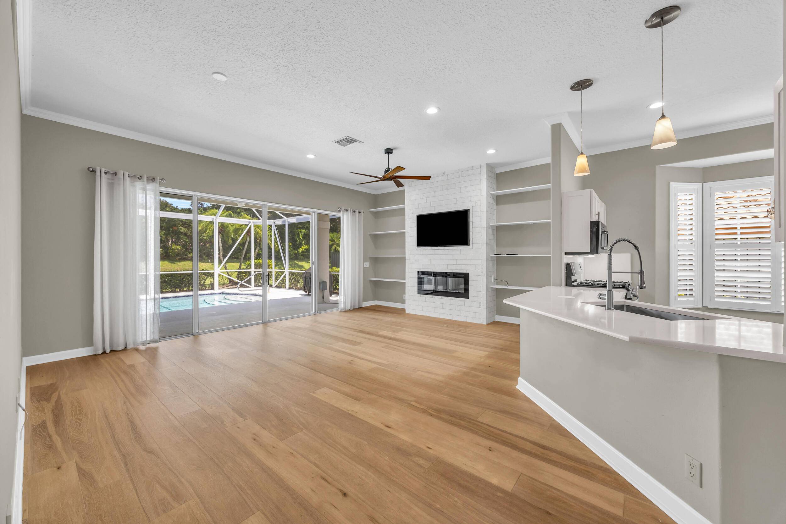 Palm Beach Gardens, FL 33418,717 Pinehurst WAY