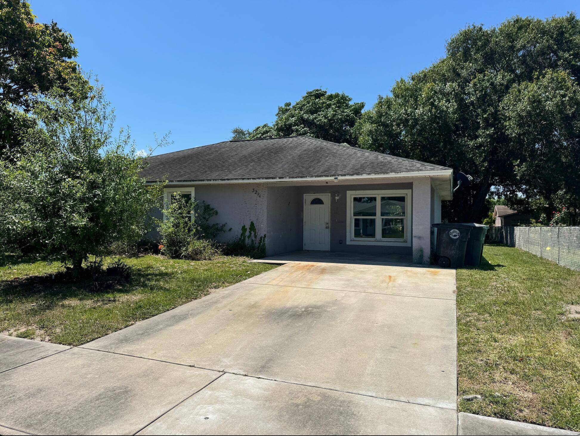 Fort Pierce, FL 34947,3211 Indiana CT