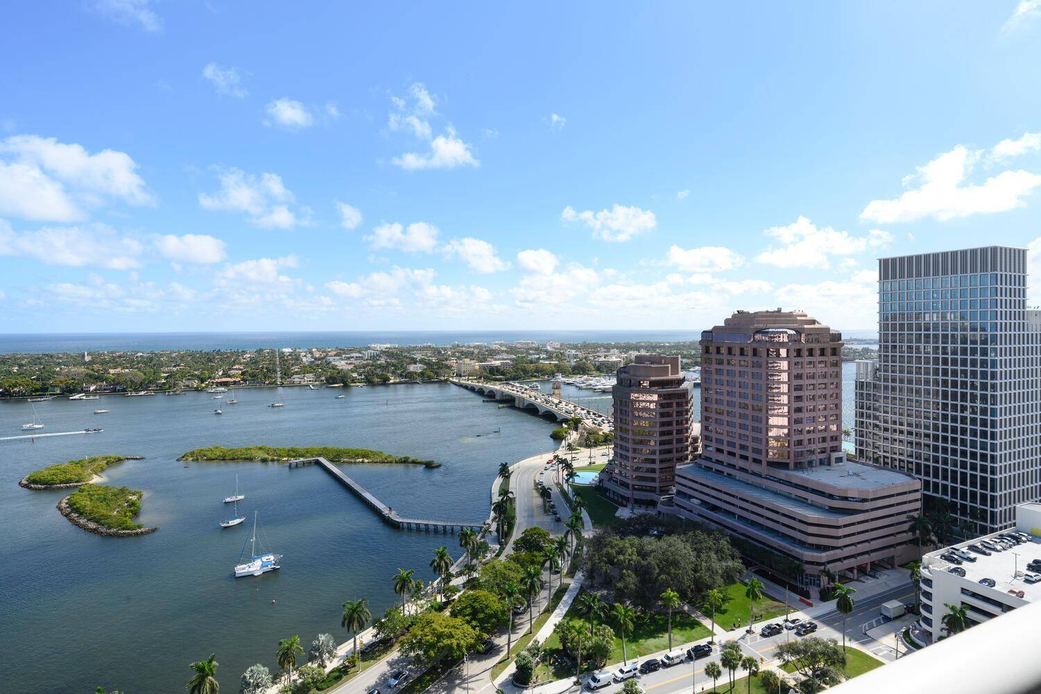West Palm Beach, FL 33401,529 S Flagler DR 27e
