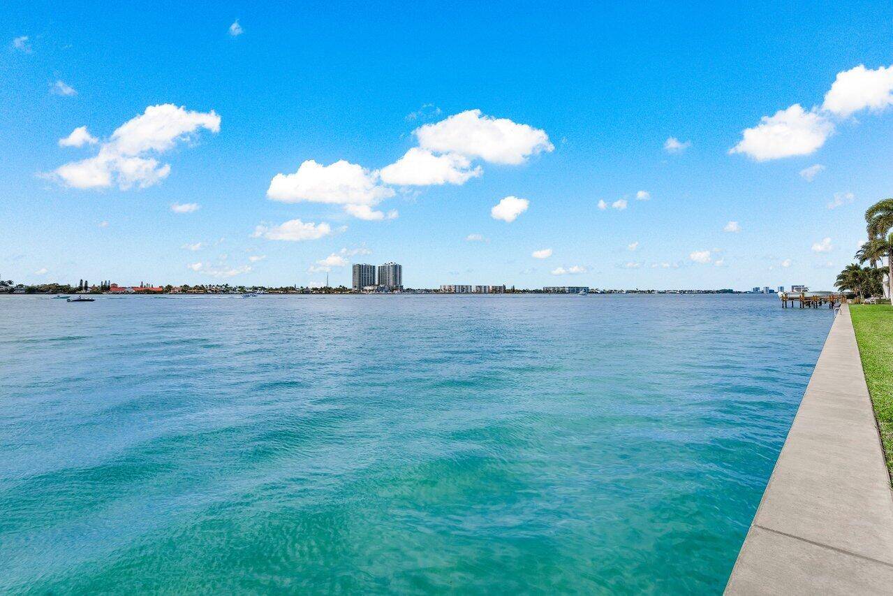 Singer Island, FL 33404,1025 Sugar Sands BLVD 162