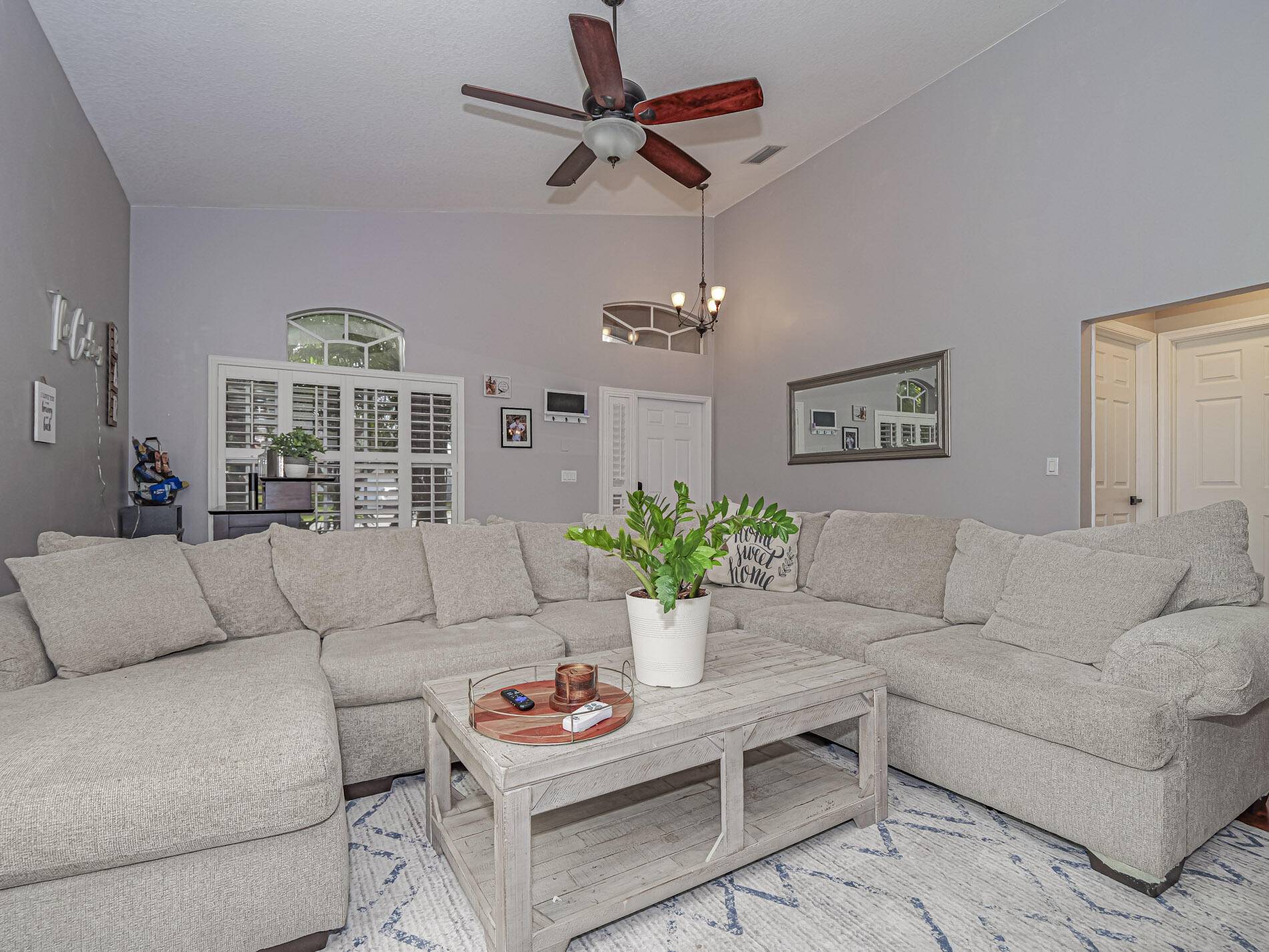 Vero Beach, FL 32968,604 SW Calamondin WAY
