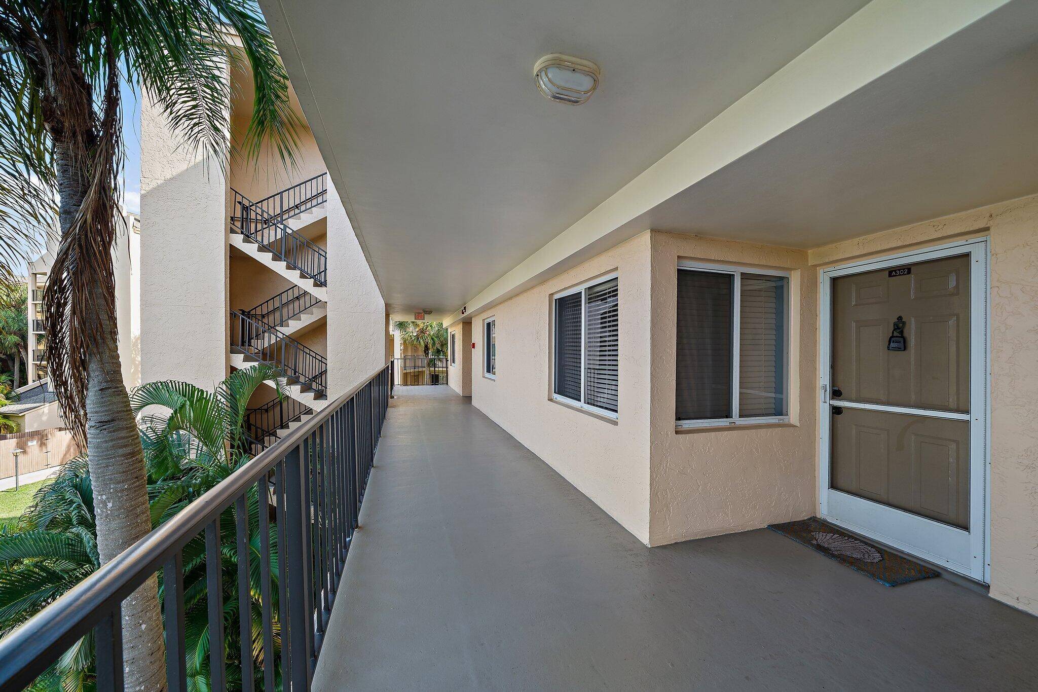 Jupiter, FL 33477,275 Palm AVE A302