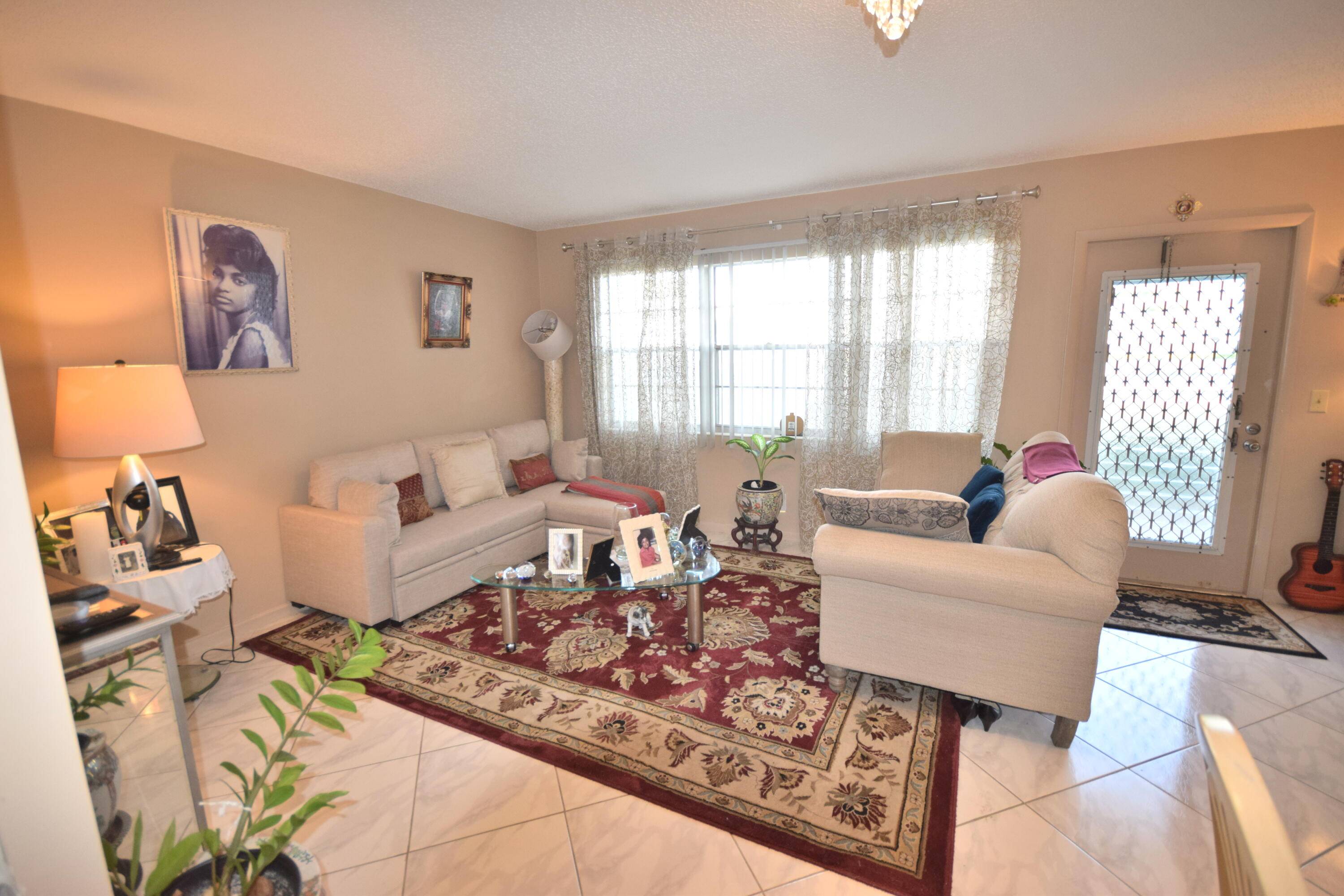 Boca Raton, FL 33434,1069 Cornwall D