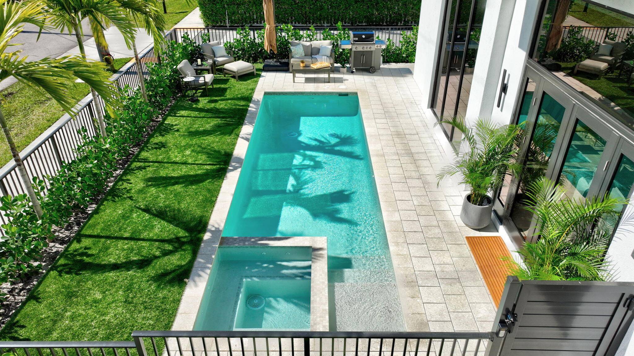 Delray Beach, FL 33483,311 SE 3rd ST