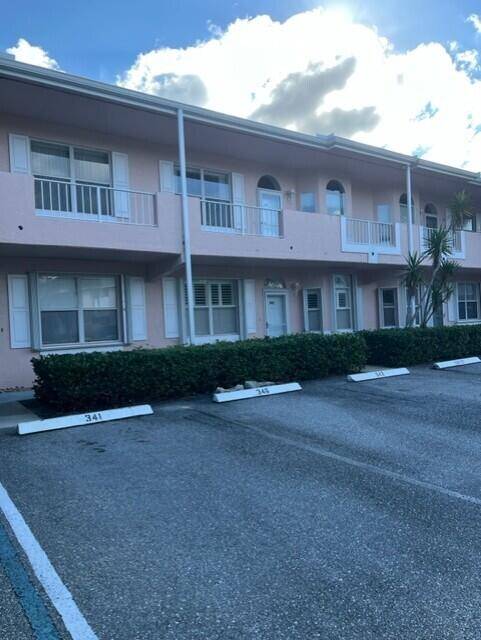 Tequesta, FL 33469,18081 Se Country Club Drive Bldg 35 Unit 348