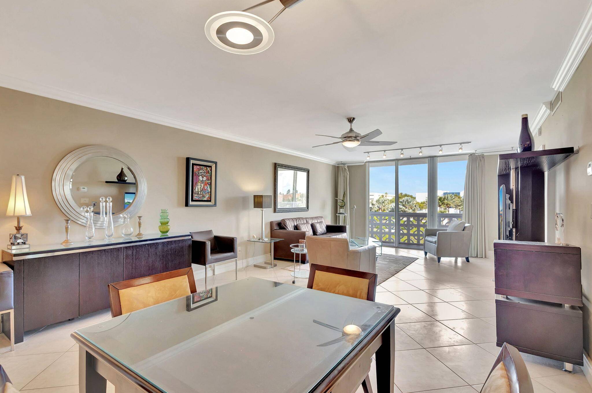 Palm Beach, FL 33480,2840 S Ocean BLVD 413