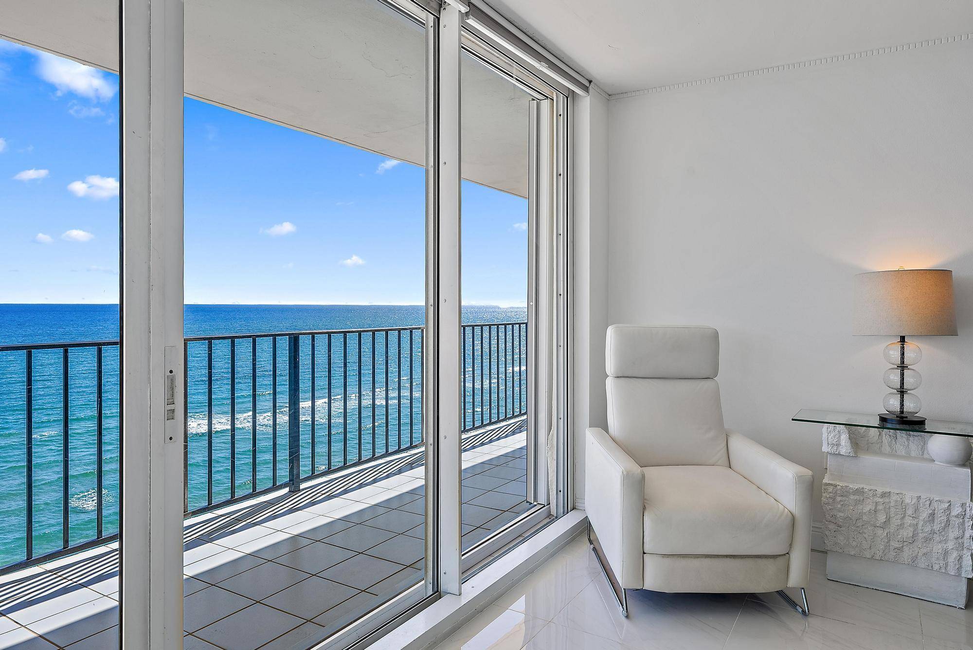 Palm Beach, FL 33480,3456 S Ocean BLVD 802