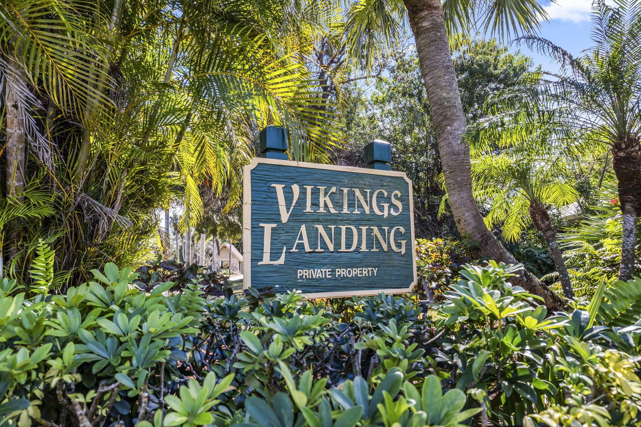 Port Saint Lucie, FL 34984,631 SE Norsemen DR