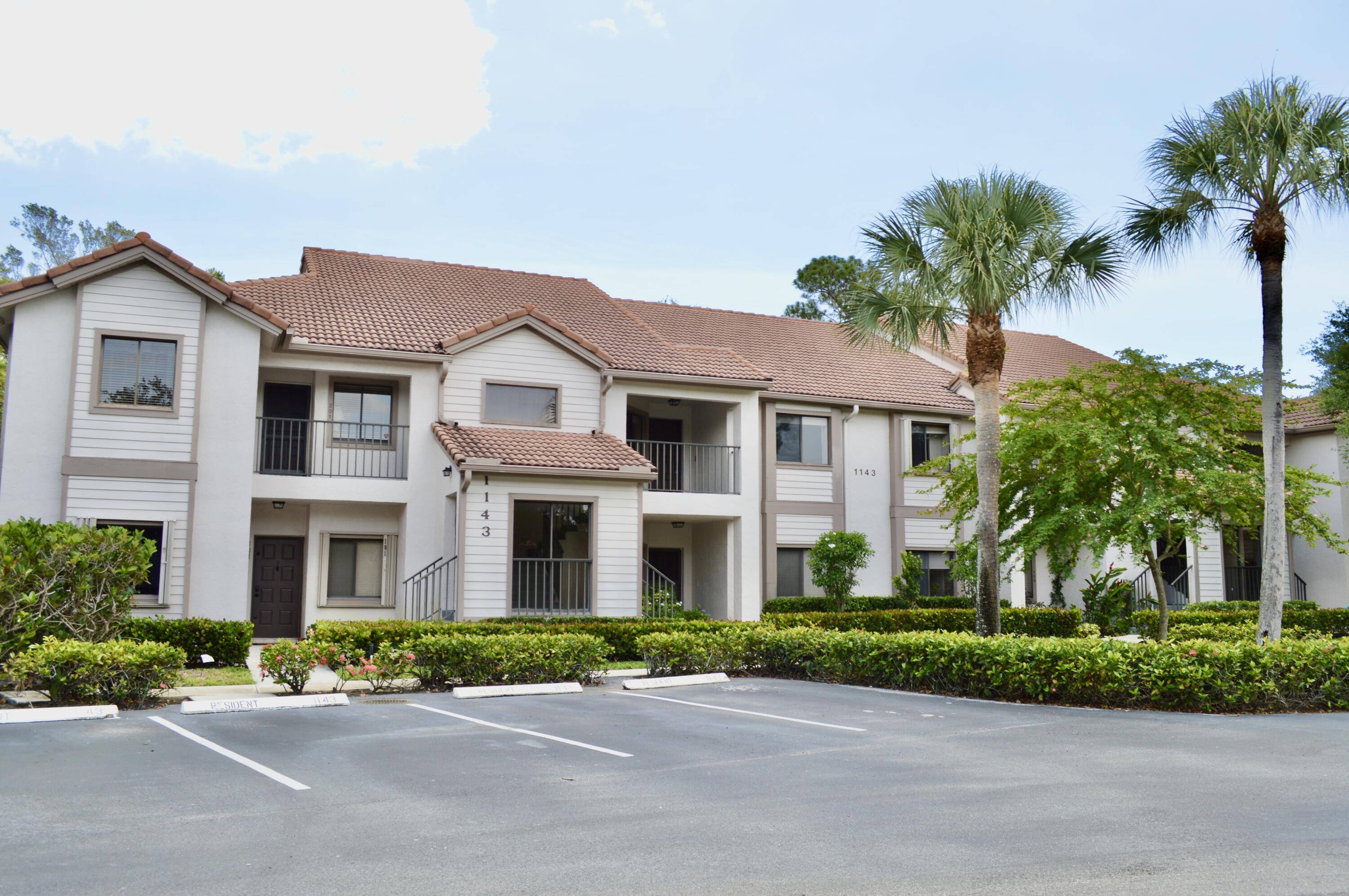 Palm Beach Gardens, FL 33418,1143 Duncan 202 CIR 202