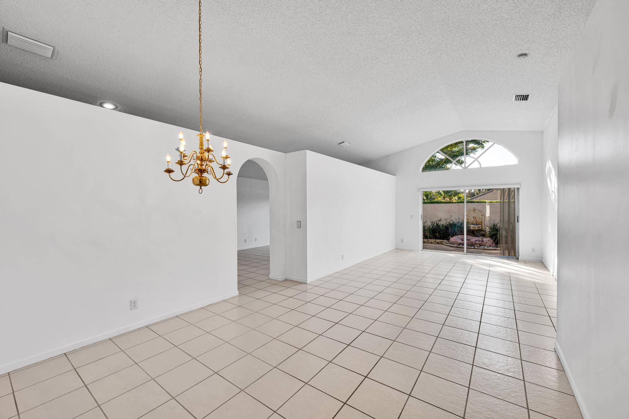 Boca Raton, FL 33498,10940 Crescendo CIR