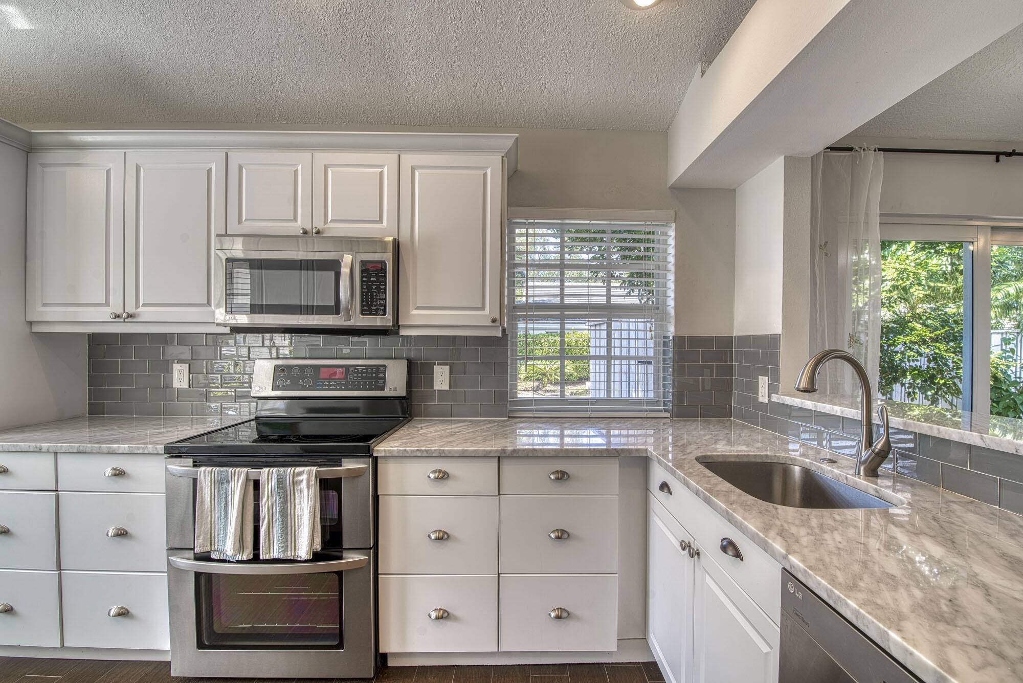 Palm Beach Gardens, FL 33418,22 Admirals CT