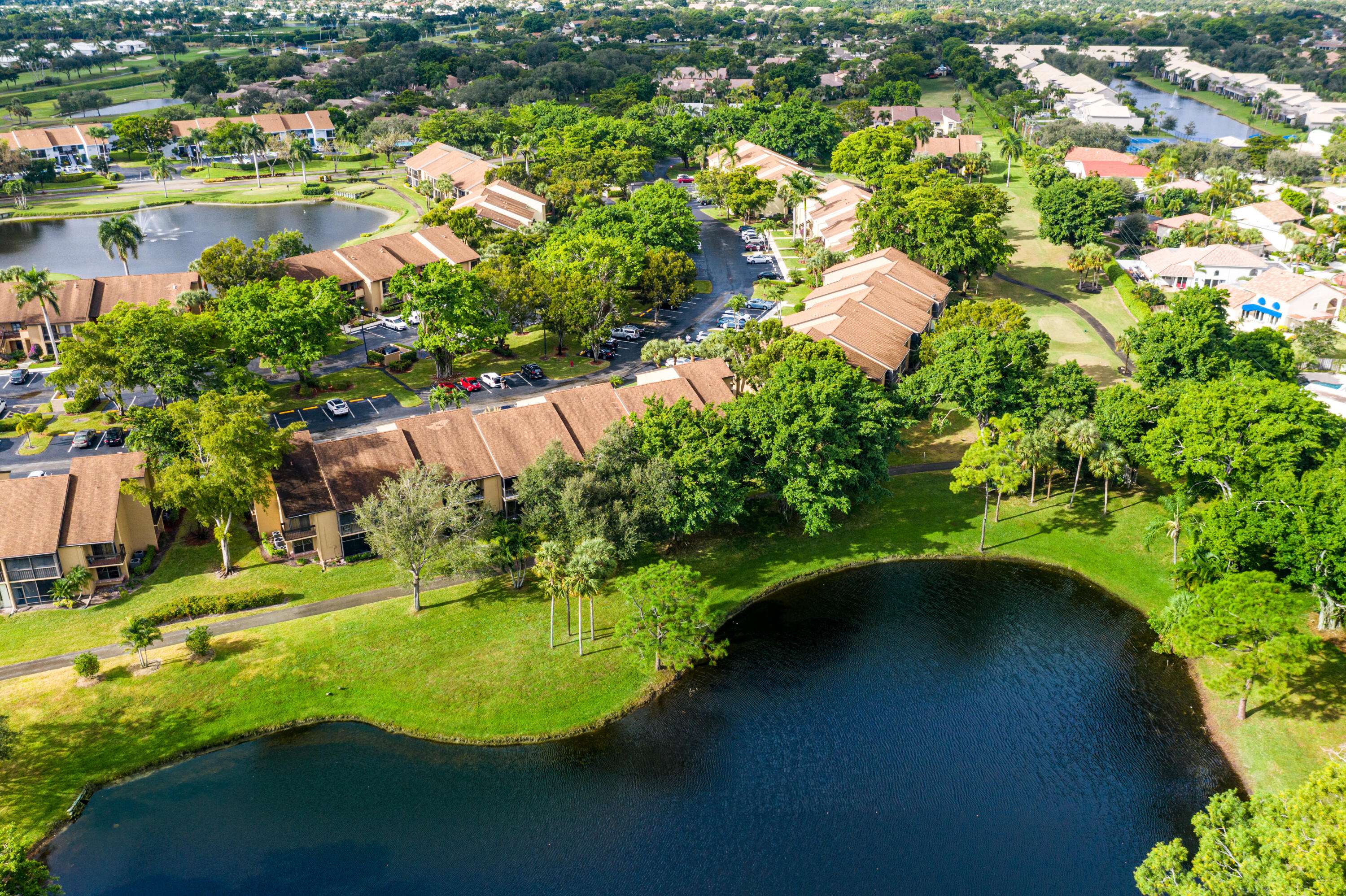 Delray Beach, FL 33484,5121 Oak Hill LN 416