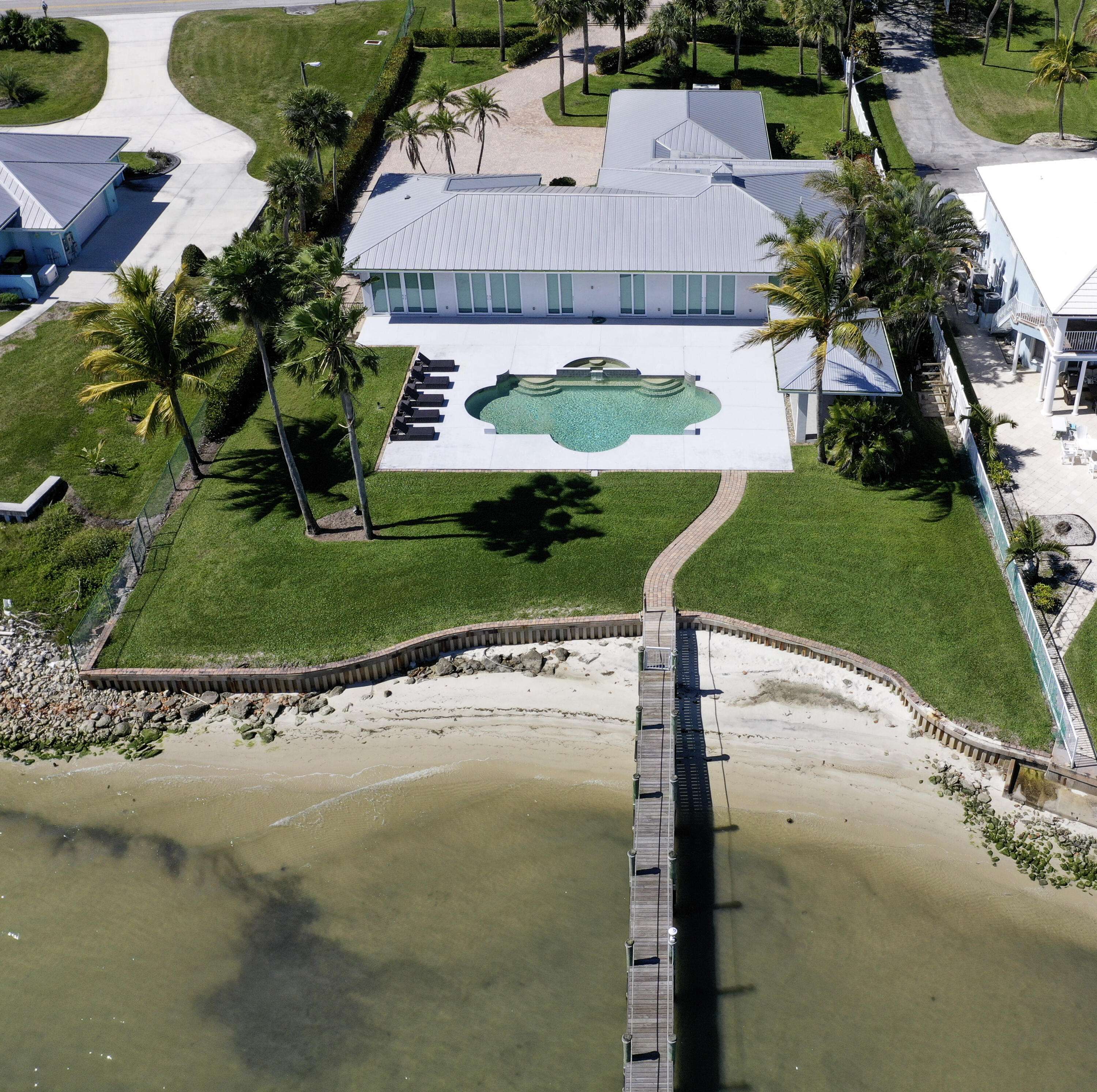 Fort Pierce, FL 34950,1508 S Indian River DR