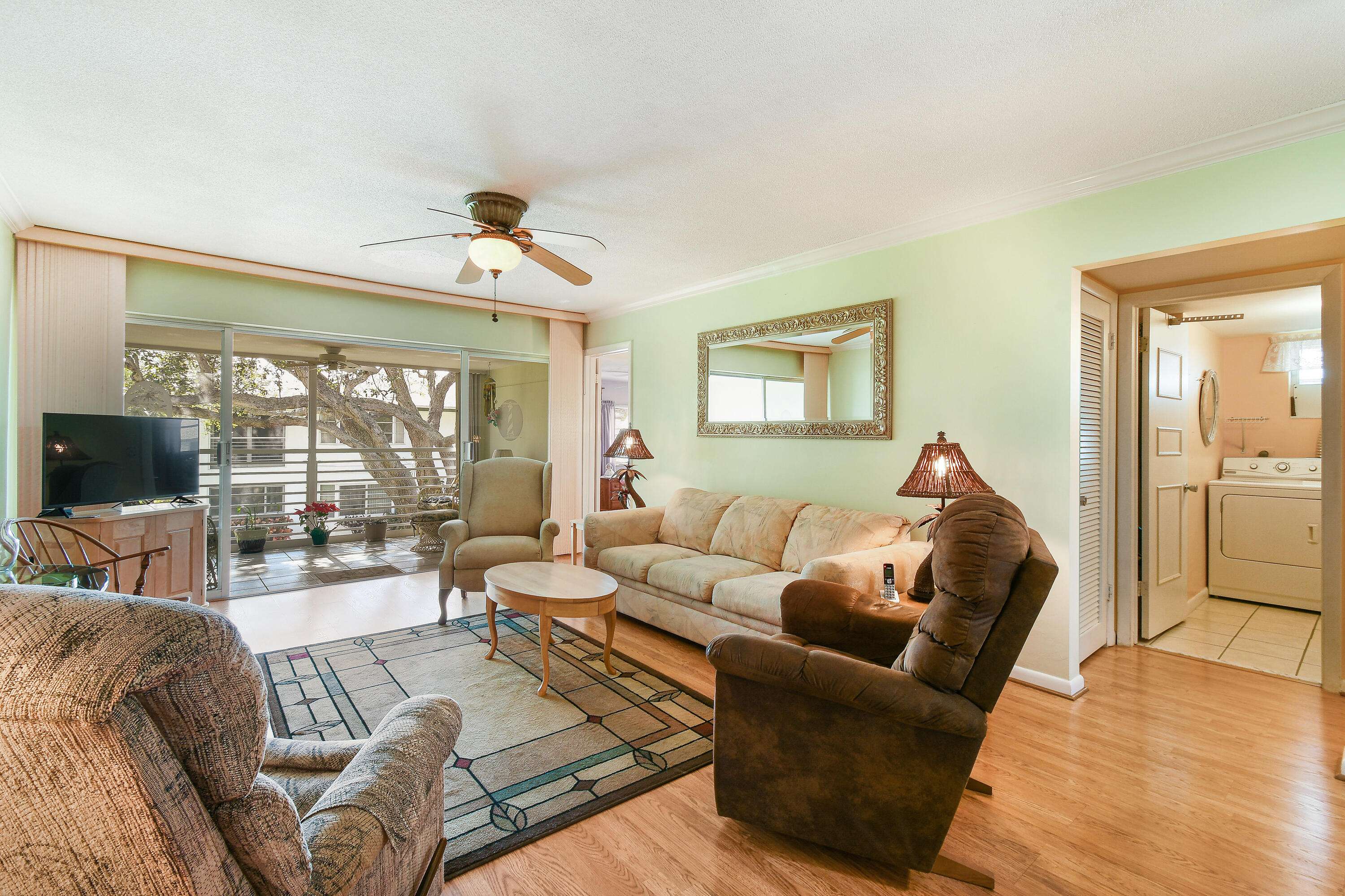 Tequesta, FL 33469,9 Westwood AVE 201