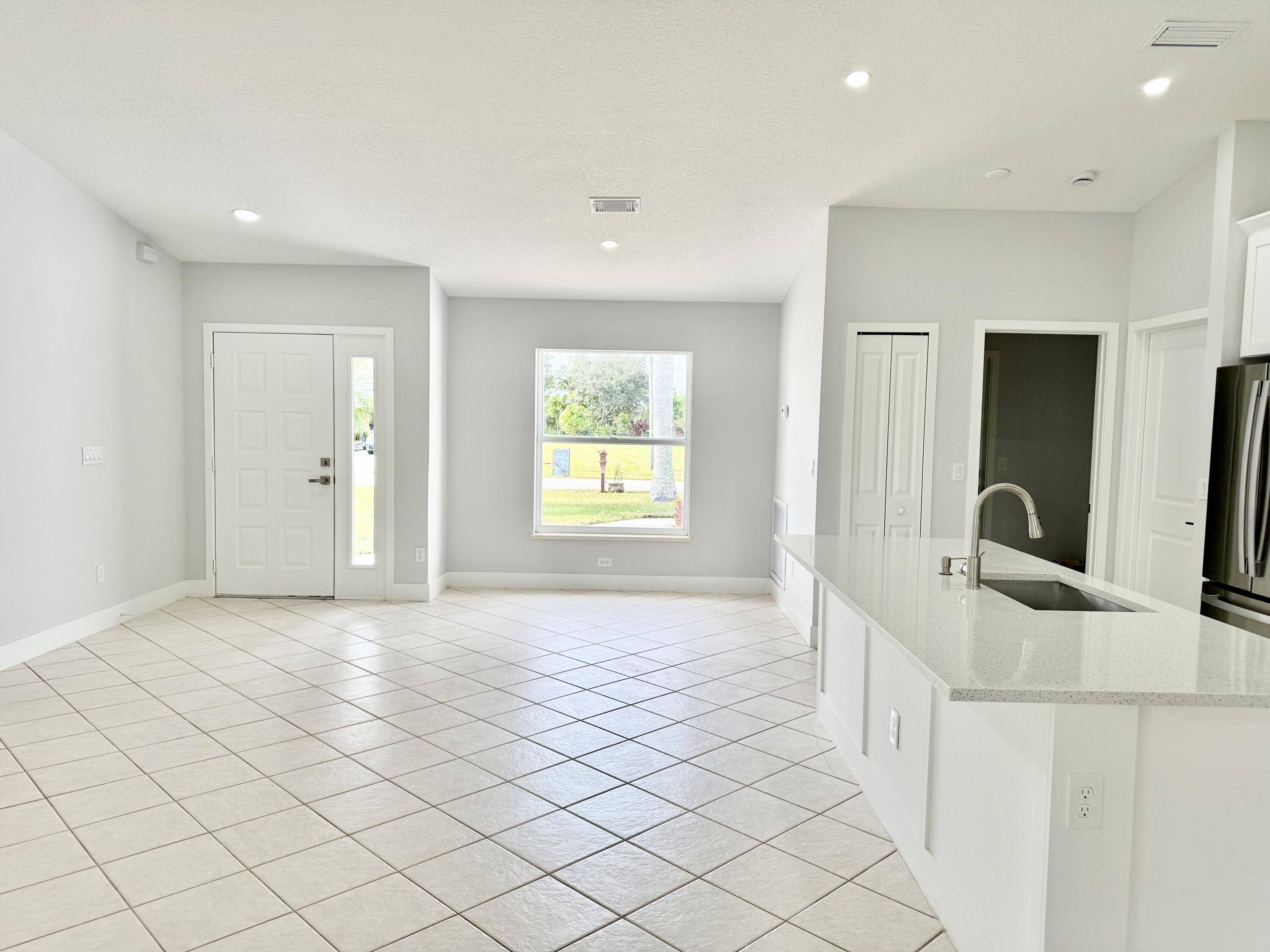 Port Saint Lucie, FL 34986,5370 NW North Lanett CIR