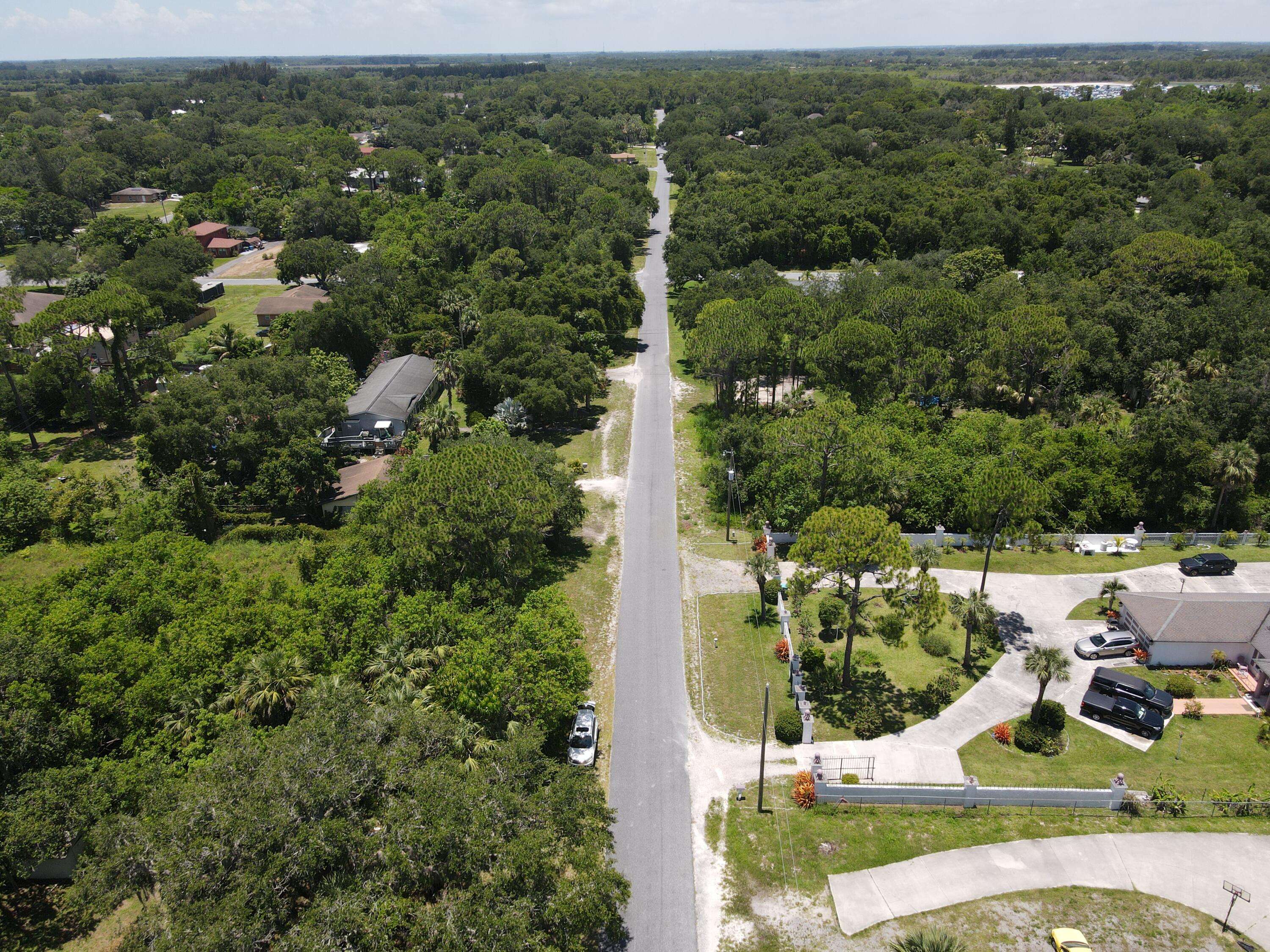 Fort Pierce, FL 34946,000 Avienda AVE